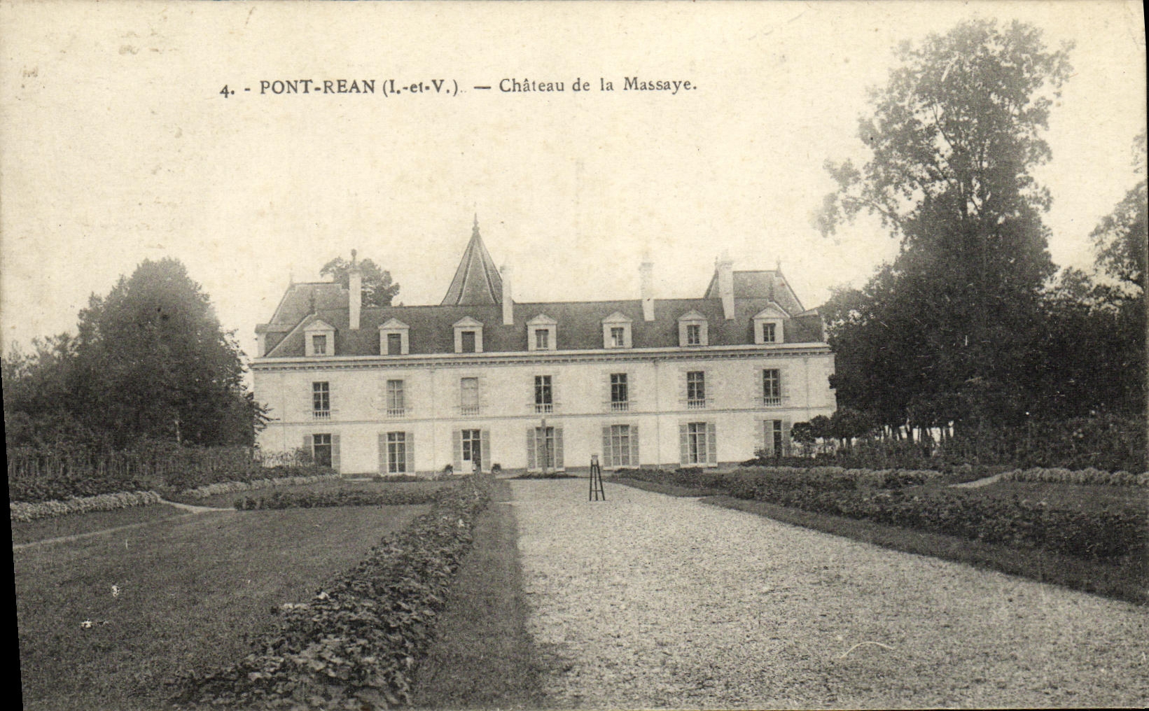 VINTAGE POSTCARD Surroundings of Rennes Bridge Rean Castle of Massaye