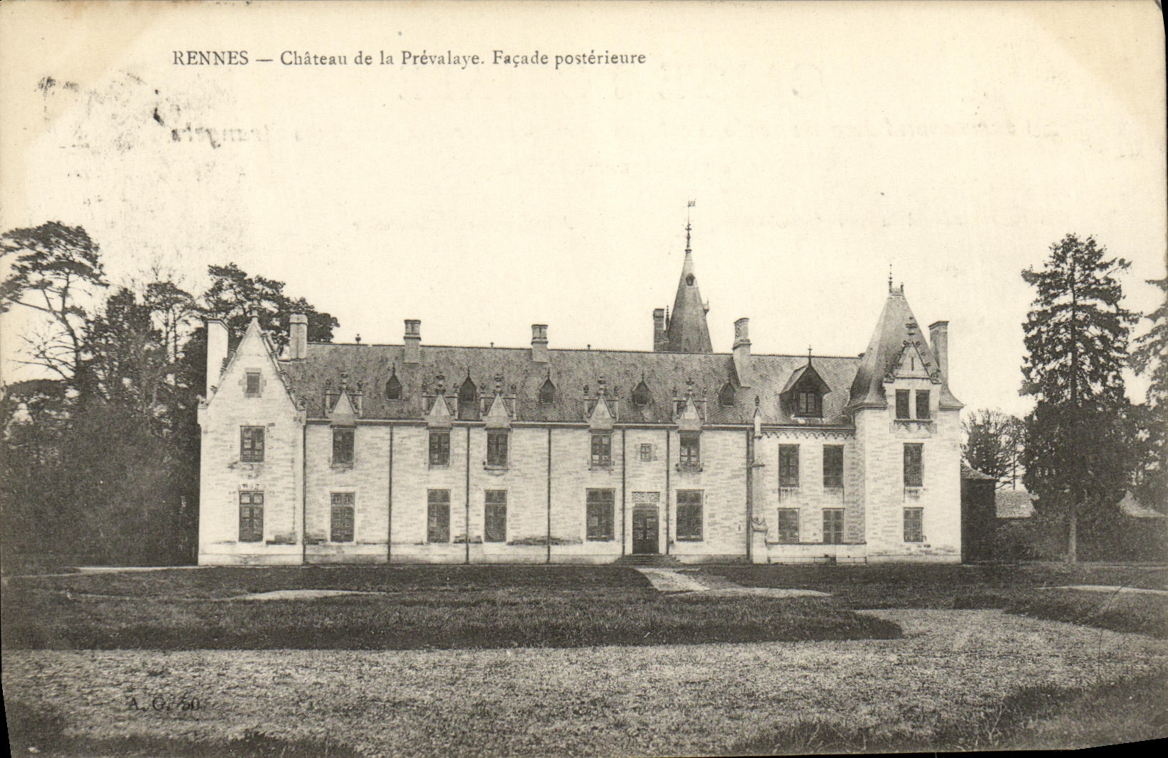 CPA Environs de Rennes Chateau de la Prevalaye Facade Posterieure