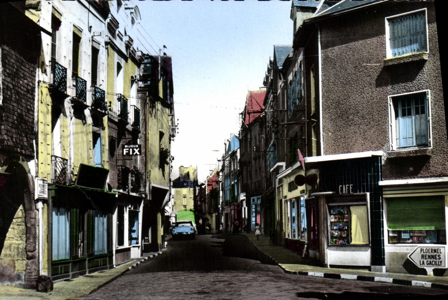 MODERN CARD Redon Main street