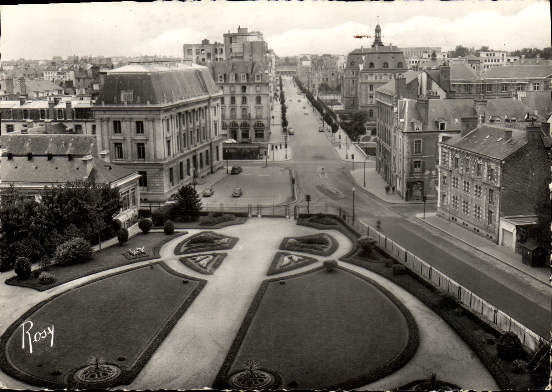 CPM Rennes Jardins Saint Georges et avenue Janvier