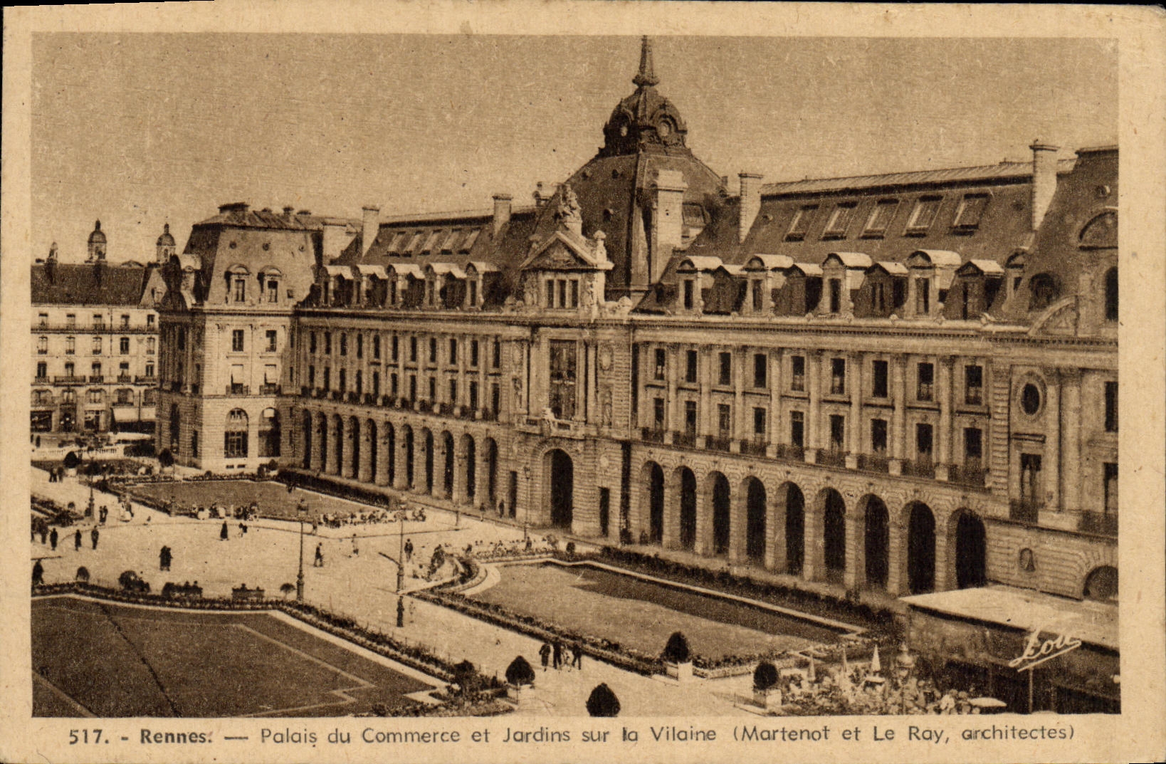 CPA Rennes Palais du Commerce et Jardins sur la Vilaine