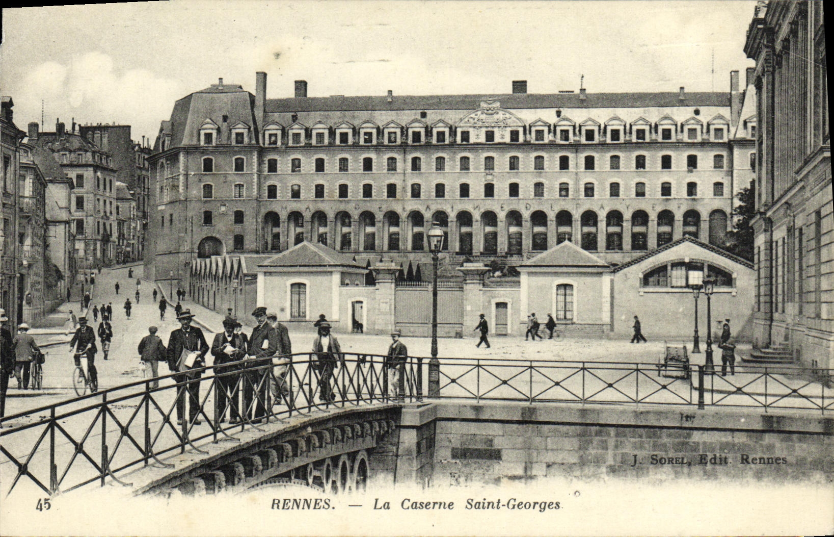 CPA Rennes Le Caserne Saint Georges