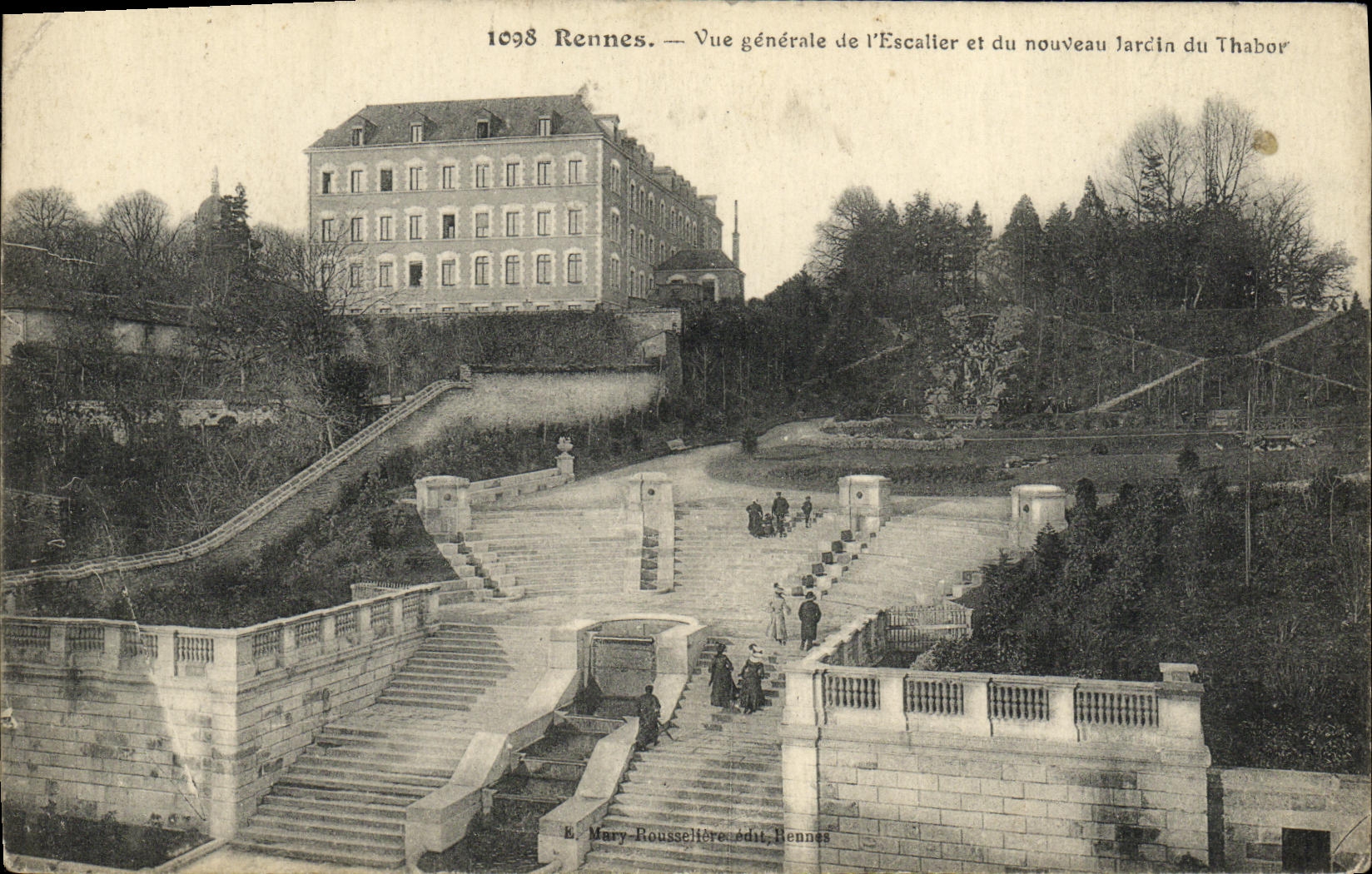 CPA Rennes Vue generale de l Escaller et du nouveau Jardin du Thabor