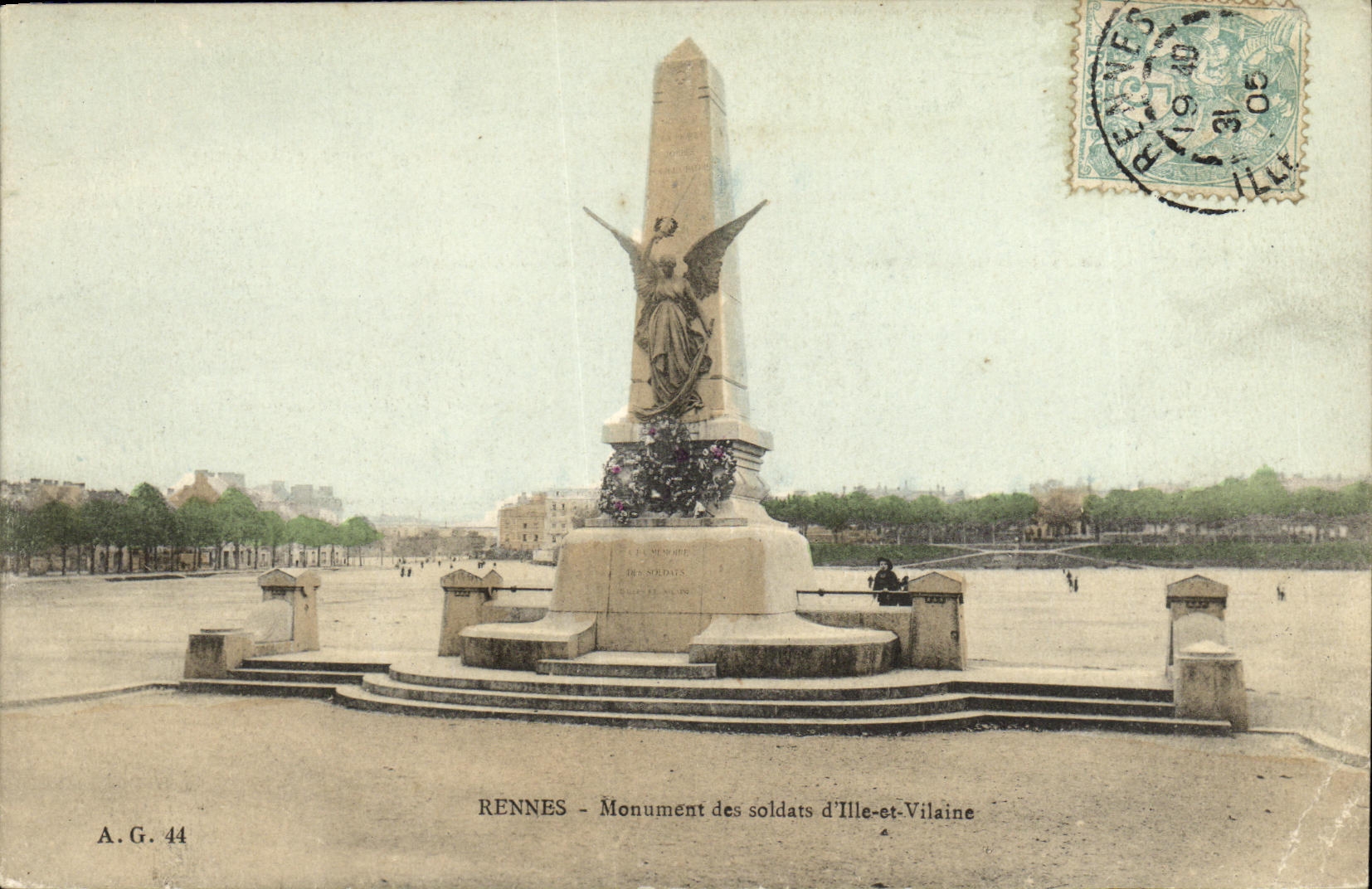 CPA Rennes Monument des Soldats d llle et Vilaine
