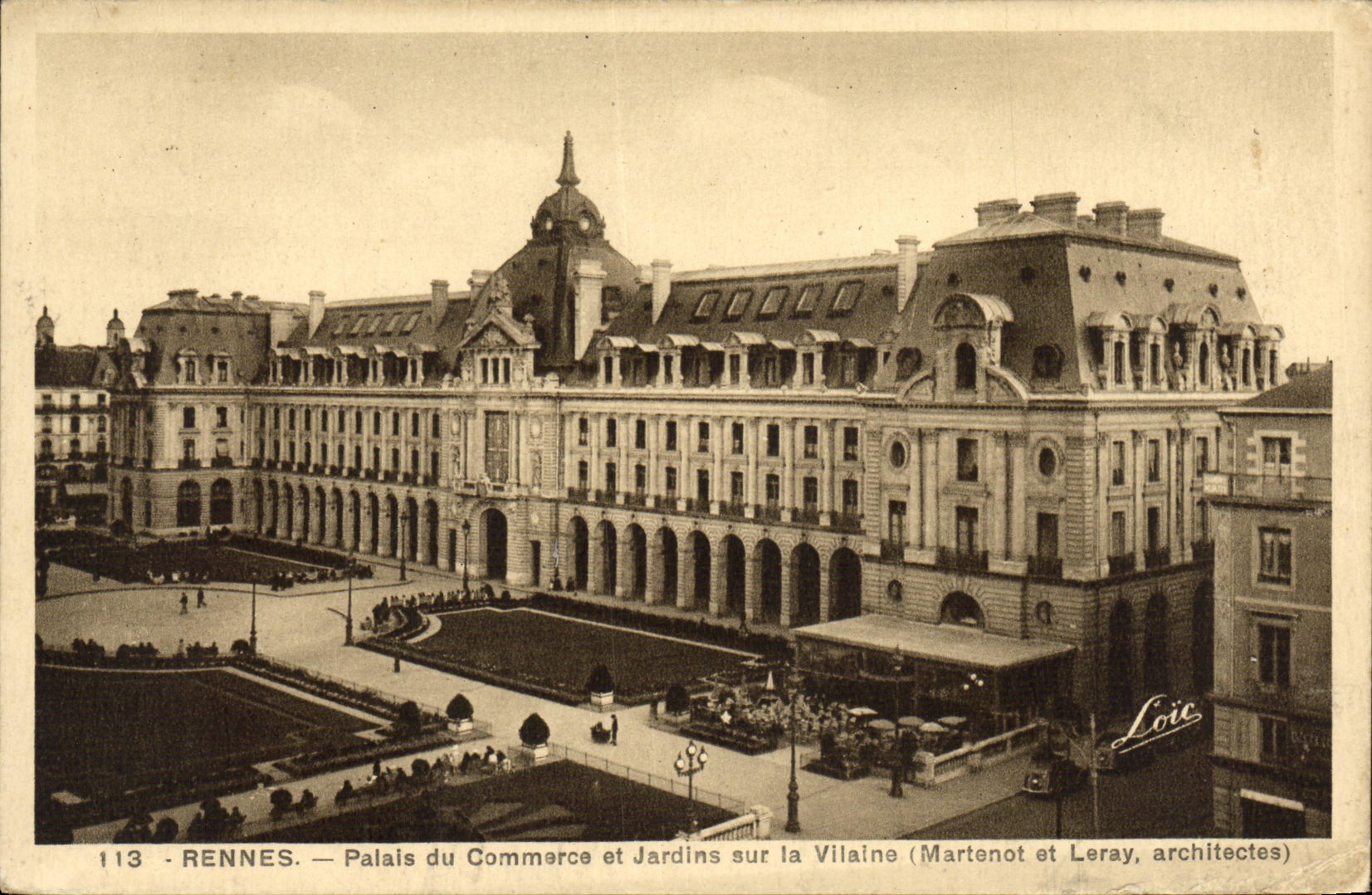 CPA Rennes Palais du Commerce et Jardins sur la Vilaine
