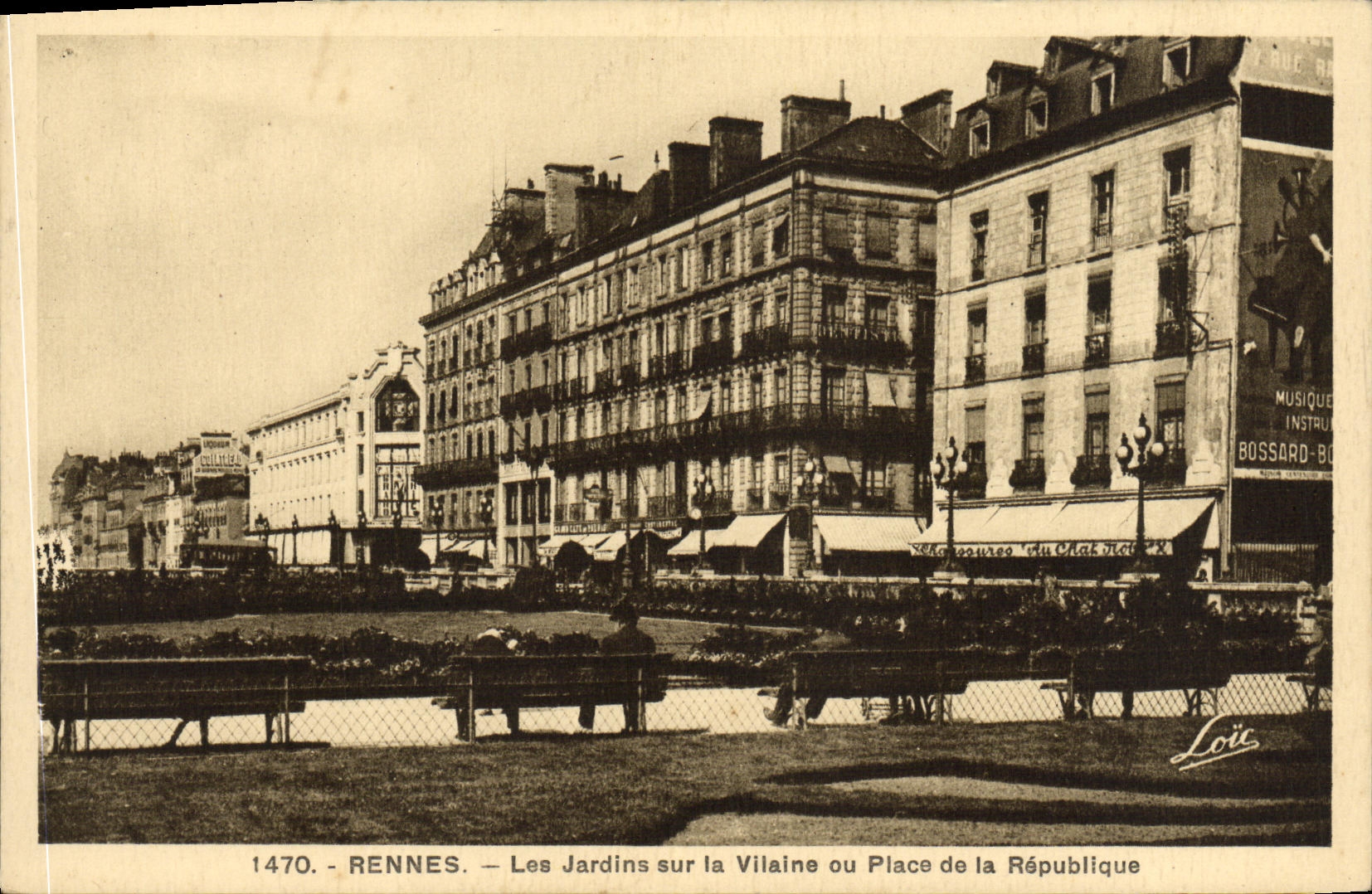 VINTAGE POSTCARD Rennes the Gardens on the Unpleasant one or Places Republic