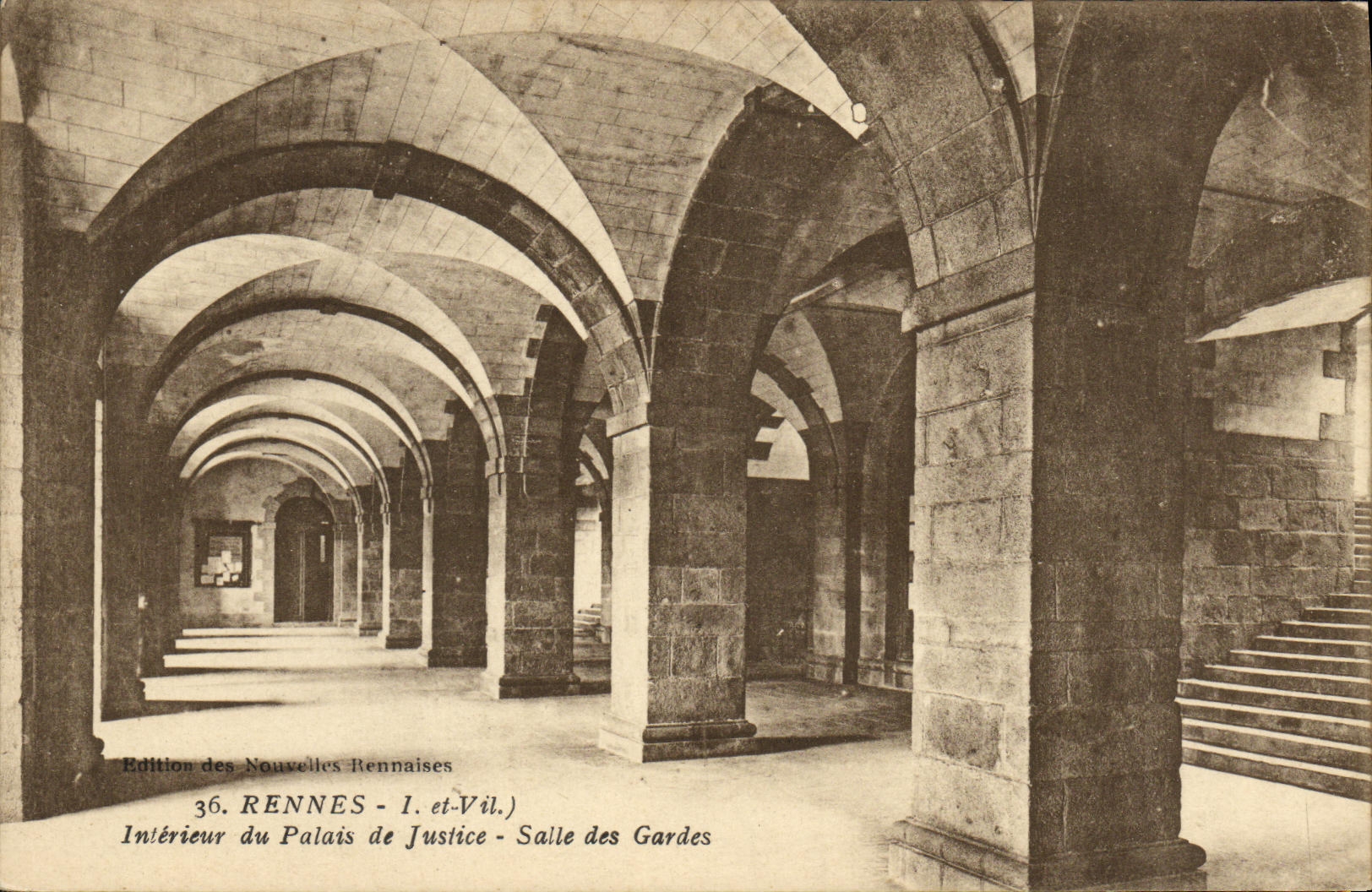 VINTAGE POSTCARD Interior Rennes of the Law courts Room of the Guards