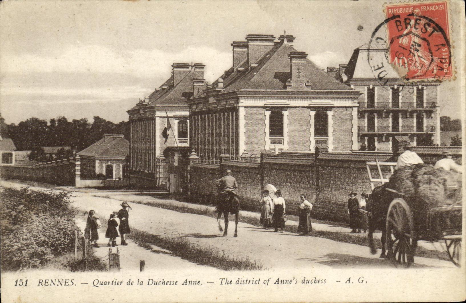 CPA Rennes Quartier de la duchesse Anne Militaria