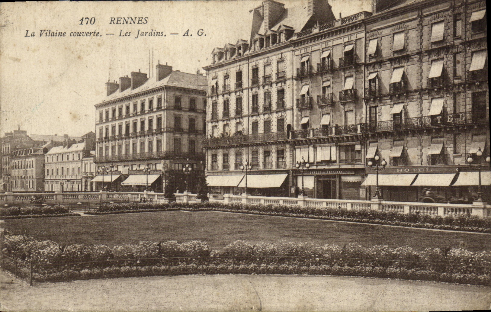 VINTAGE POSTCARD Rennes Unpleasant glaze Gardens