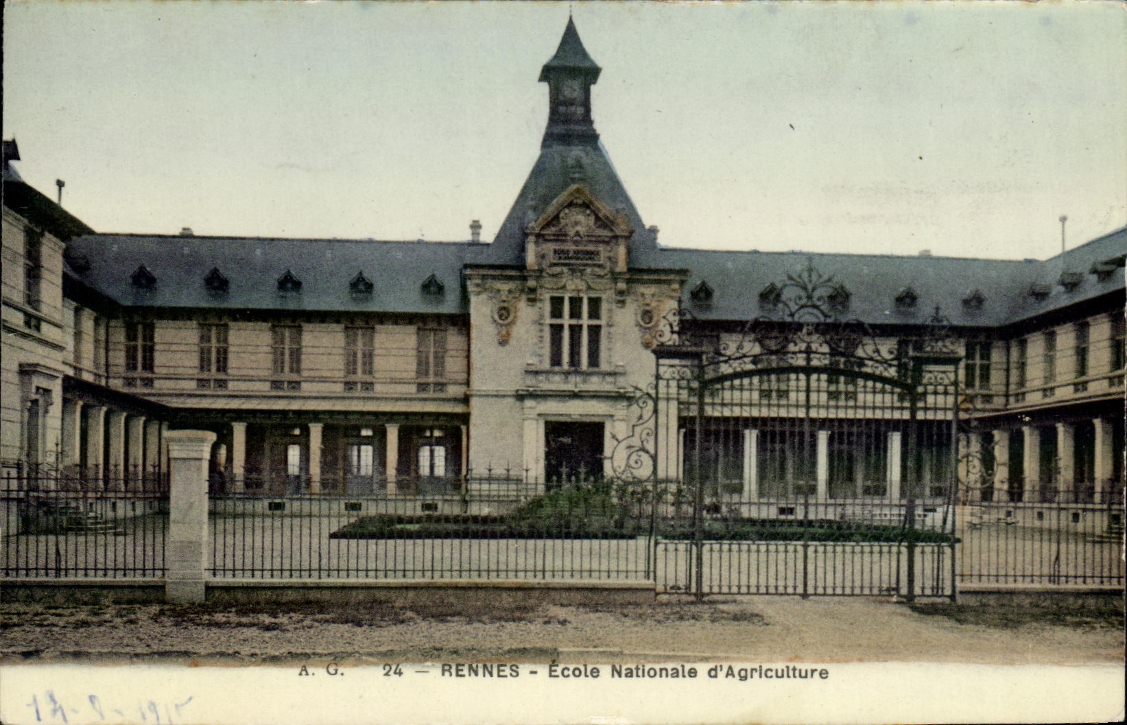 VINTAGE POSTCARD Rennes National school D Agriculture