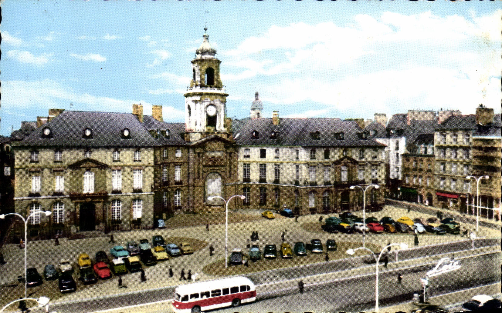 MODERN CARD Rennes Places L town hall