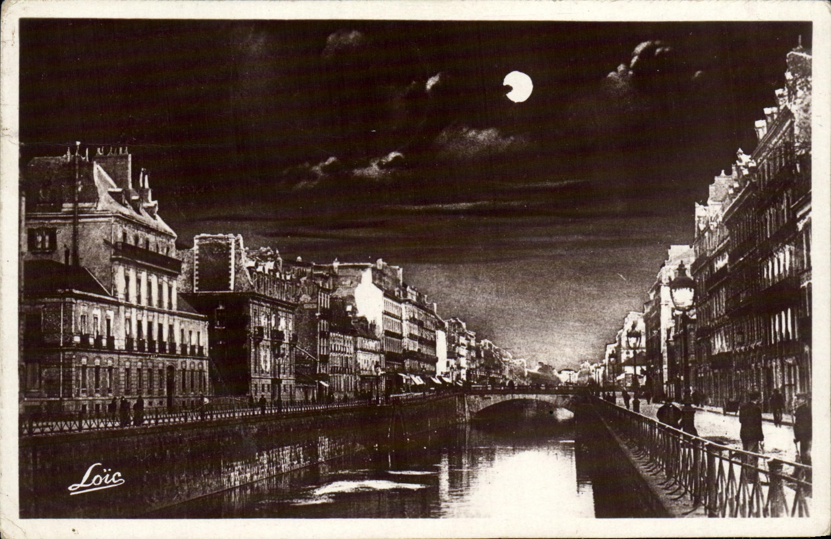 VINTAGE POSTCARD Rennes Quays with the Moonlight