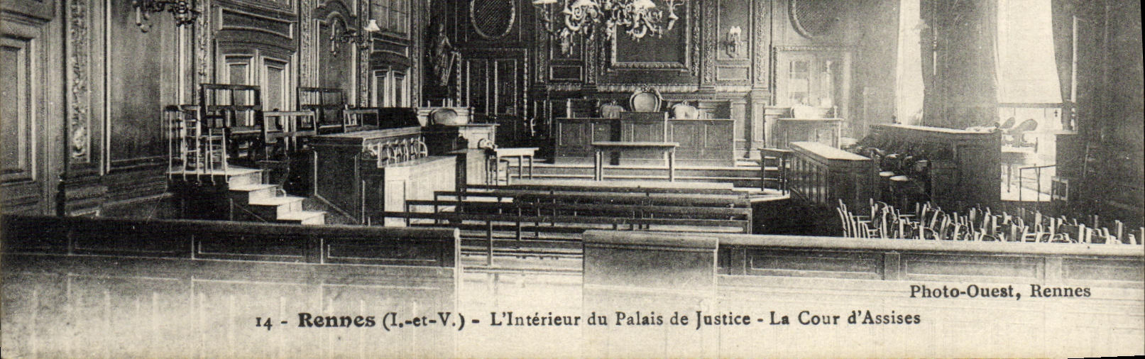 VINTAGE POSTCARD Rennes L Interior of the Law courts the Court D Sitted