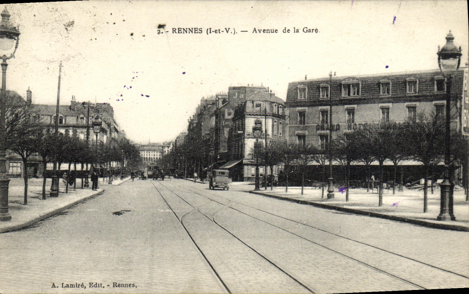 VINTAGE POSTCARD Rennes Avenue of the Station