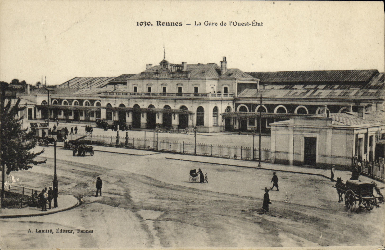 CPA Rennes La Gare de l Ouest Etat