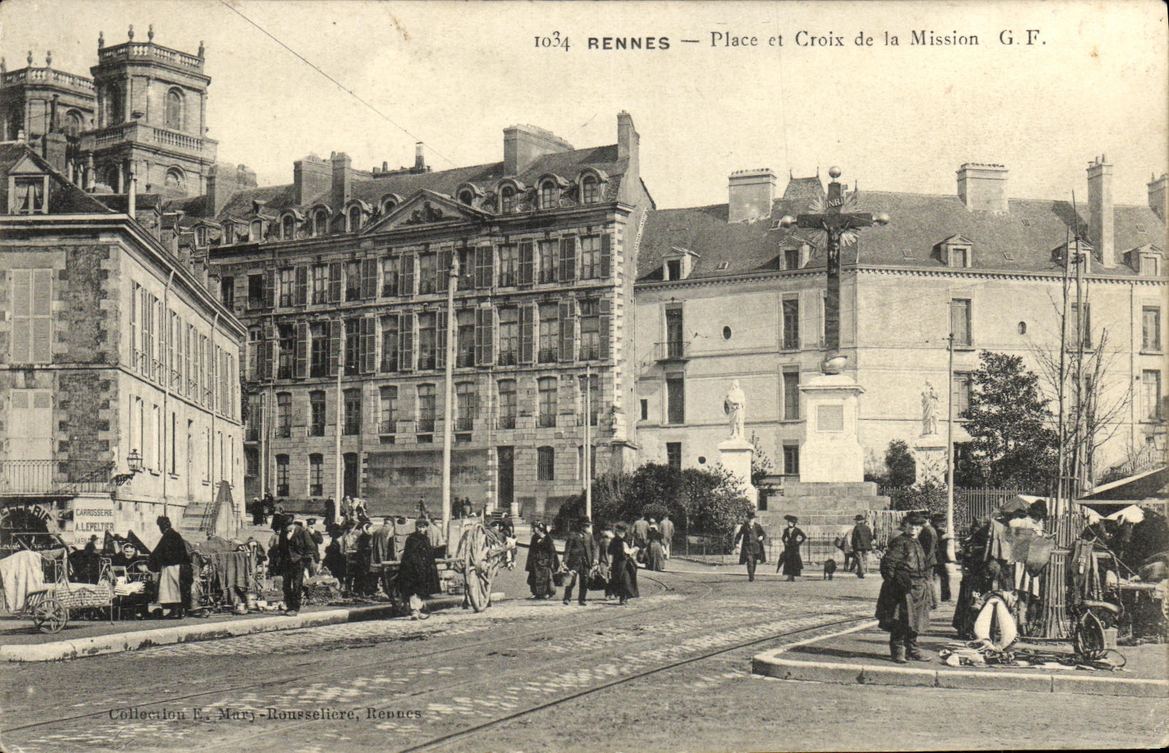 CPA Rennes Place et Croix de la Mission Marche bonen animation 
