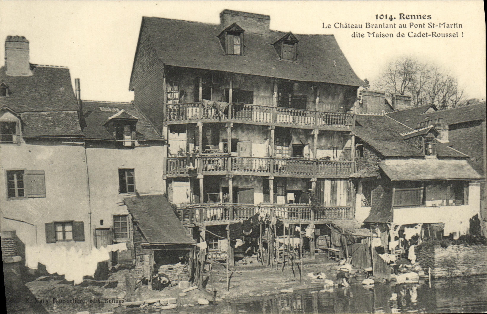 CPA Rennes Le chateau branlant au Pont St Martin dite Maison de Cadet Rousel