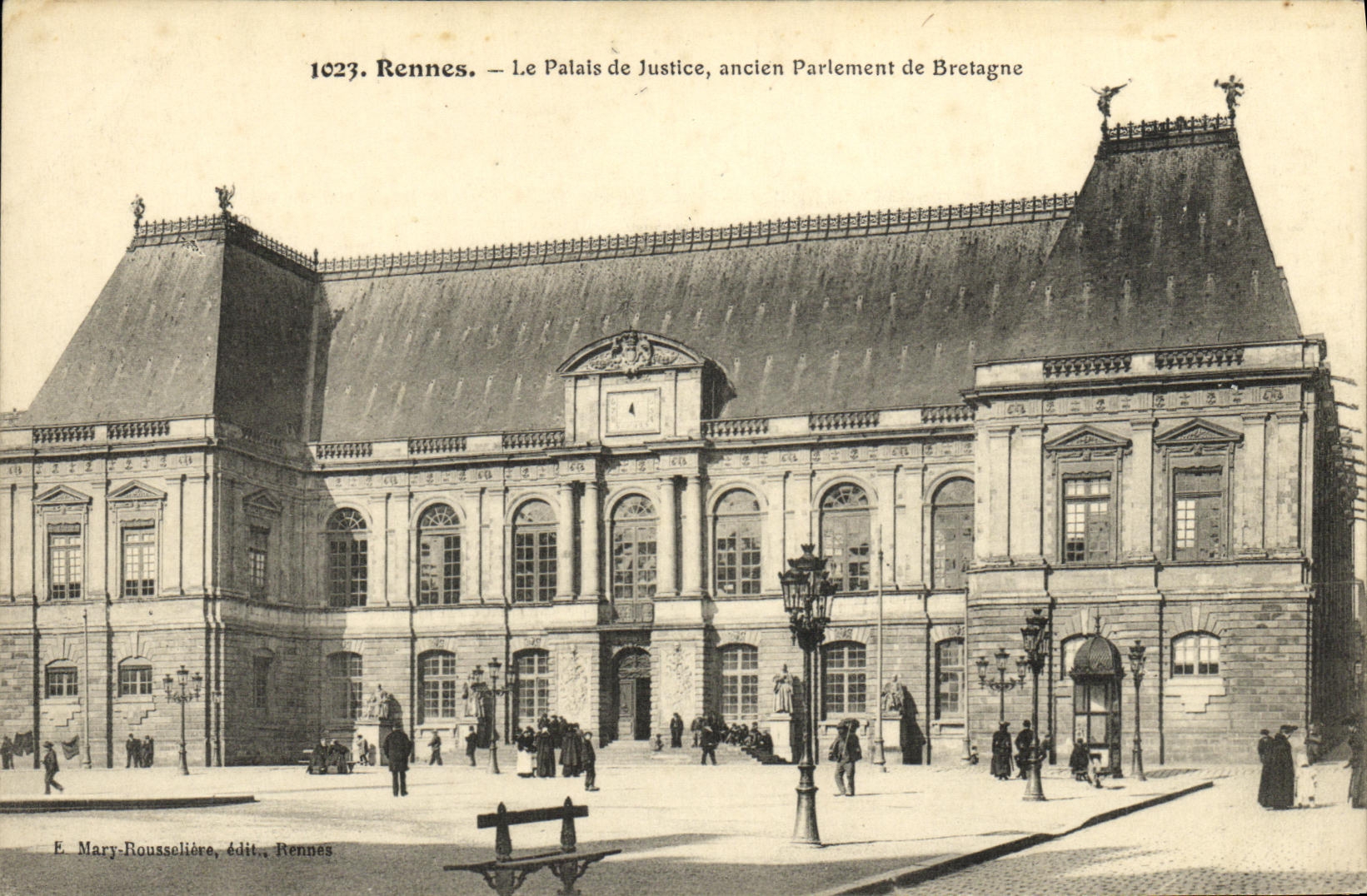 CPA Rennes Le Palais de Justice ancien parlement de Bretagne 