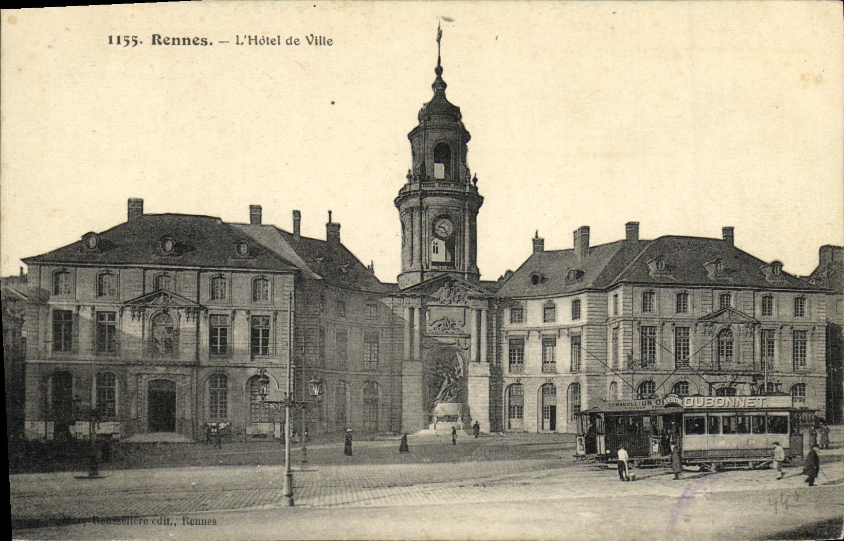 CPA Rennes L Hotel de Ville Tramway