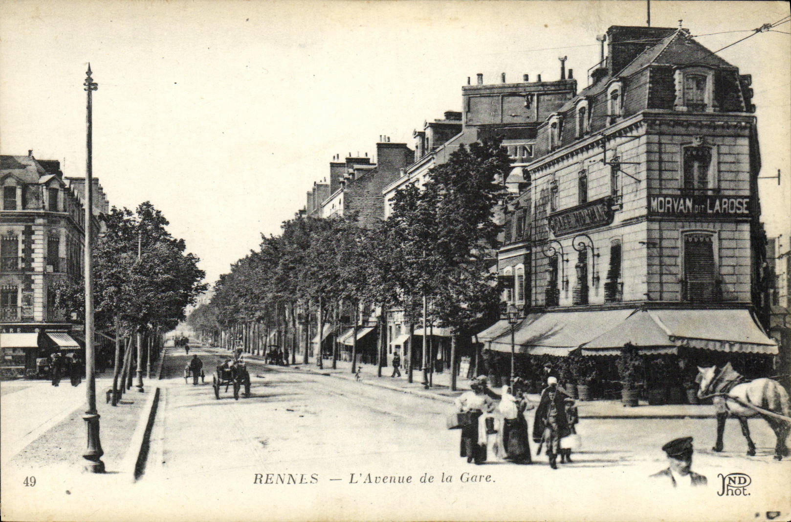 CPA Rennes L Avenue de la Gare Morvan dit La Rose