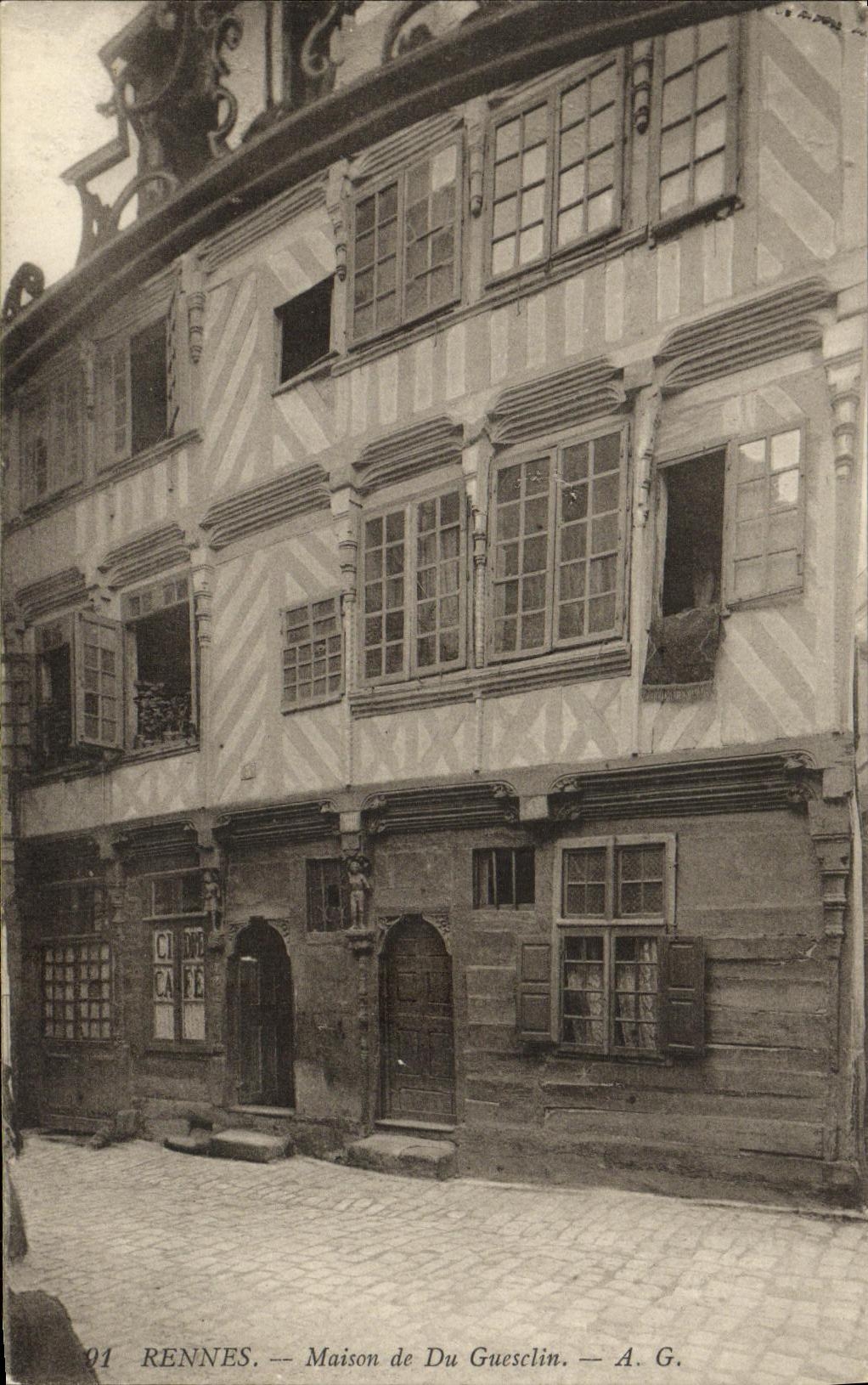 CPA Rennes Maison de Du Guesclin