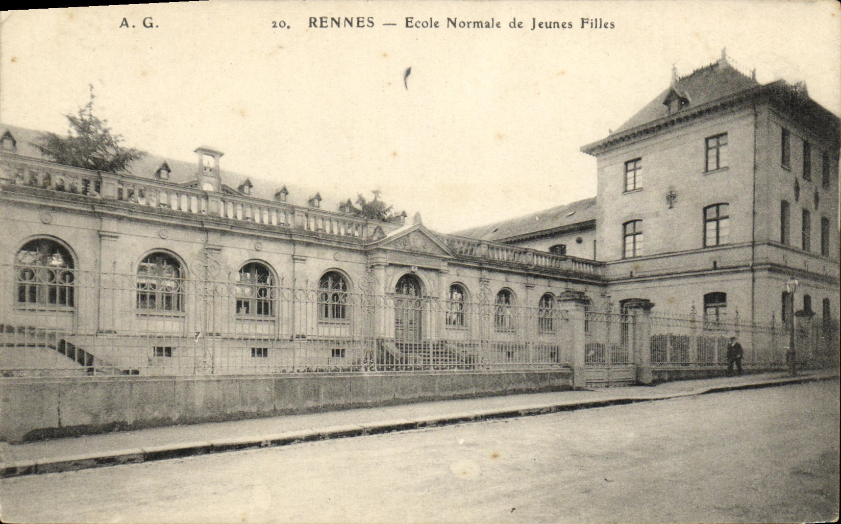 CPA Rennes Ecole Normale de Jeunes Filles