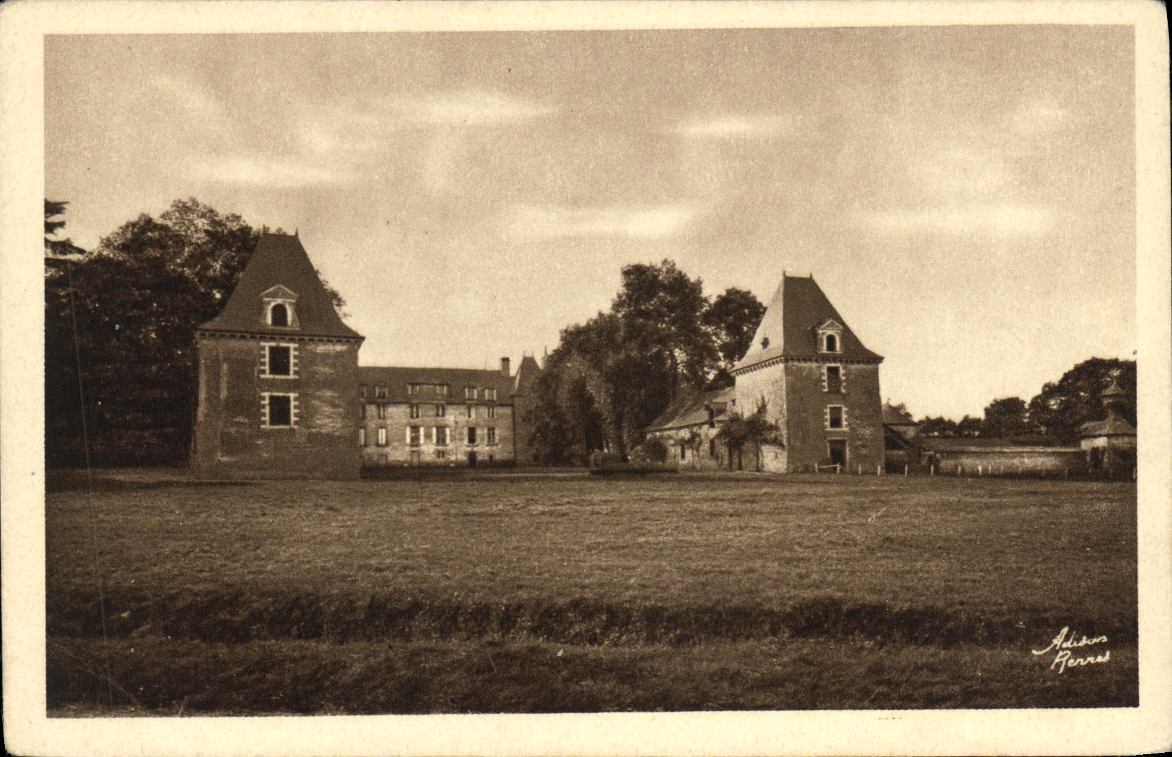 CPSM Le Rheu Le Chateau de la Freslonniere