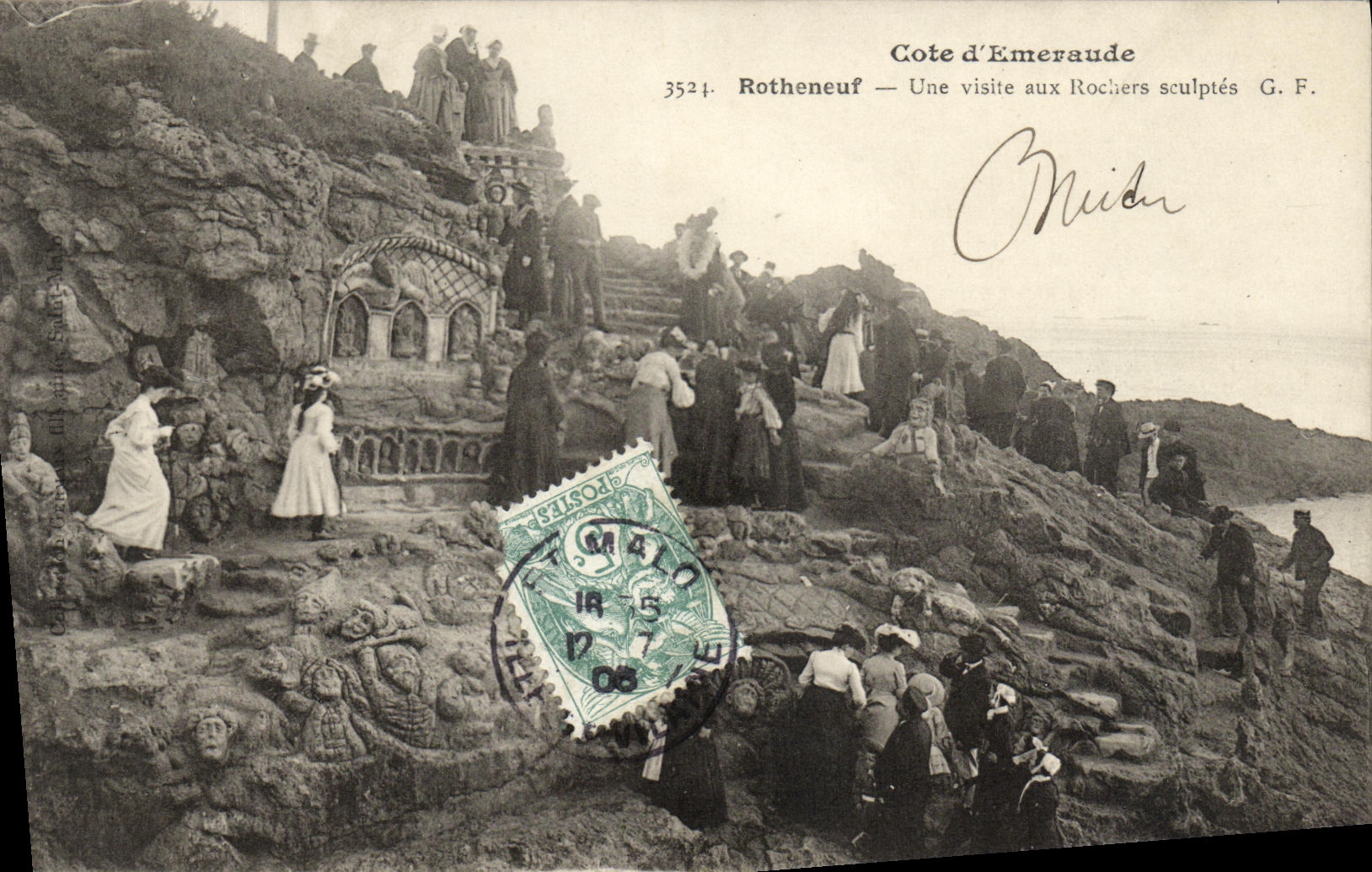 CPA Rotheneuf Une Visite aux Rochers Sculptes La Grotte
