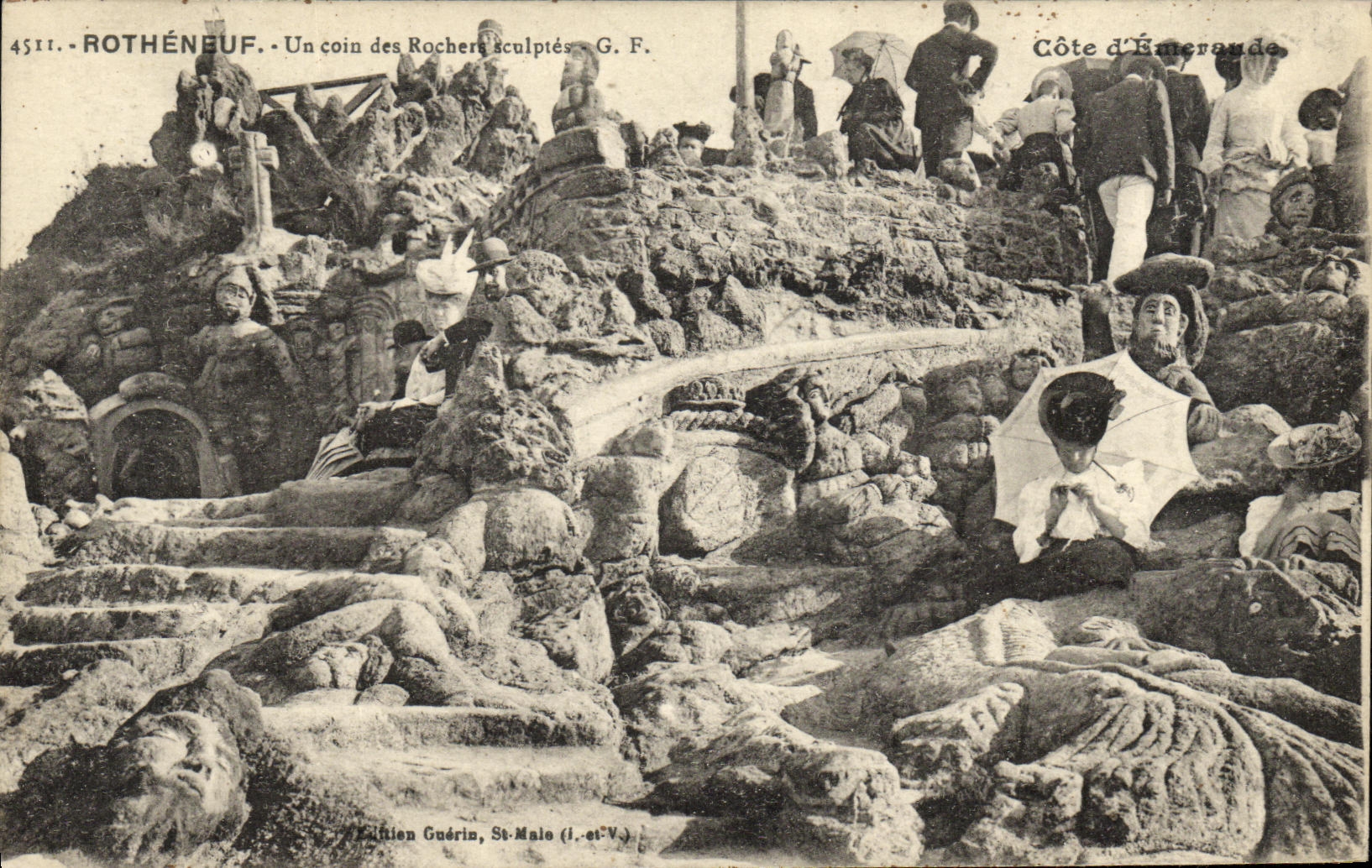 CPA Rotheneuf Un Coin des Rochers Sculptes