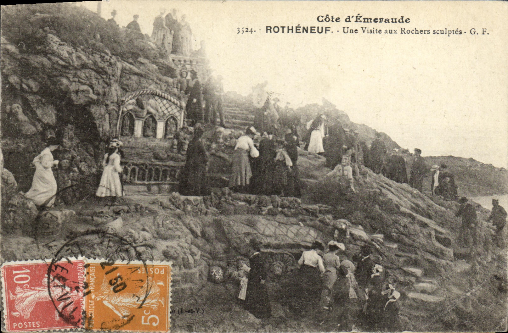 CPA Rotheneuf Une Visite aux Rochers Sculptes