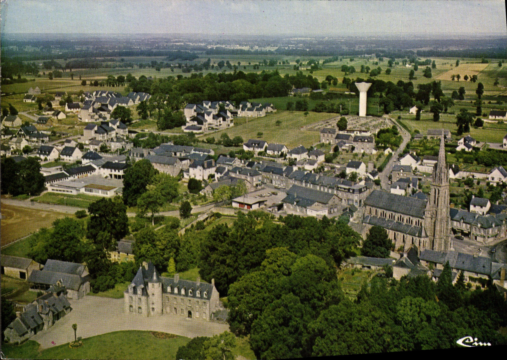 CPM Saint Aubin D Aubigne Vue Generale
