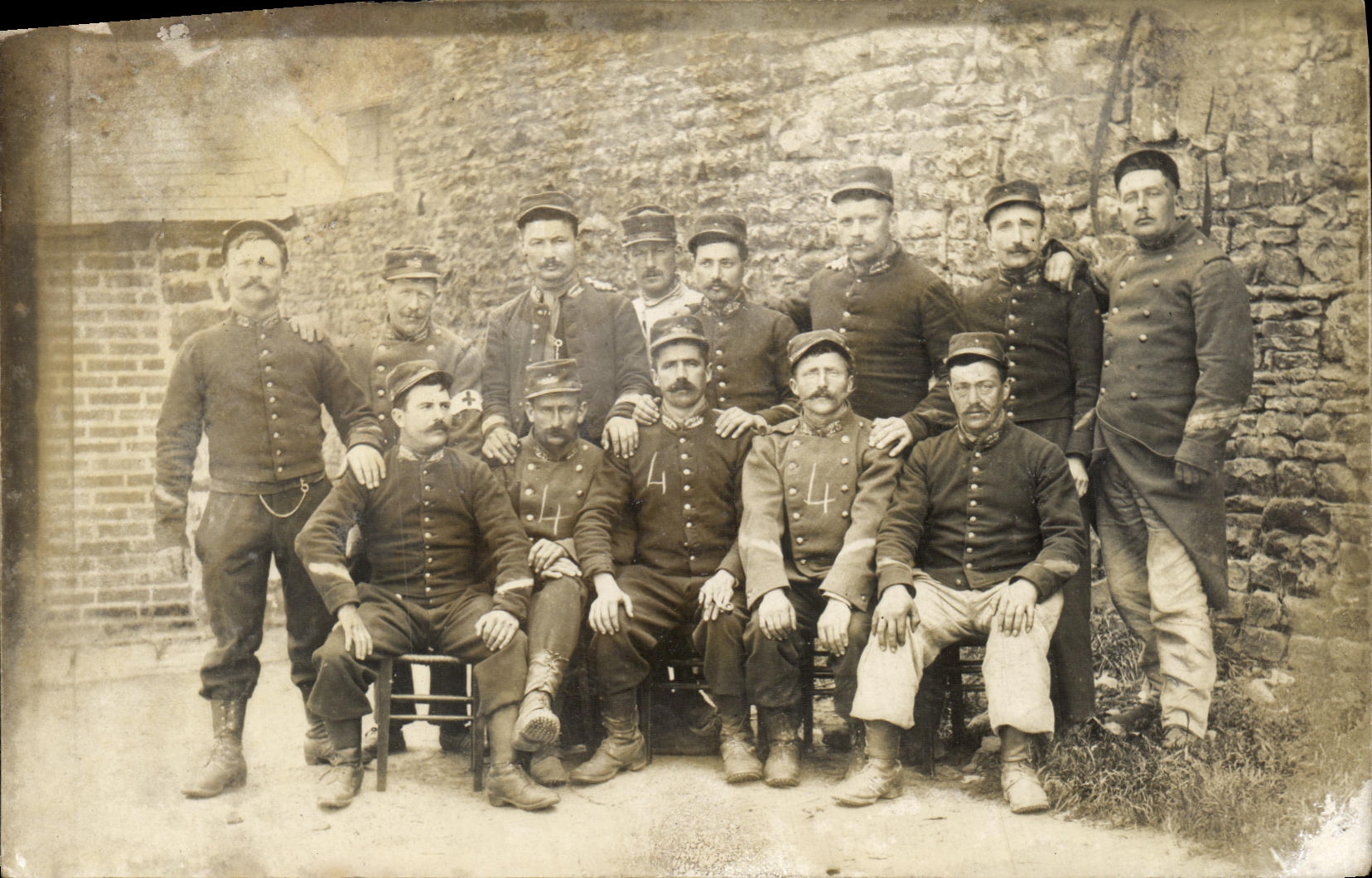 CARTE PHOTO St Aubin Du Cormier Soldats militaria