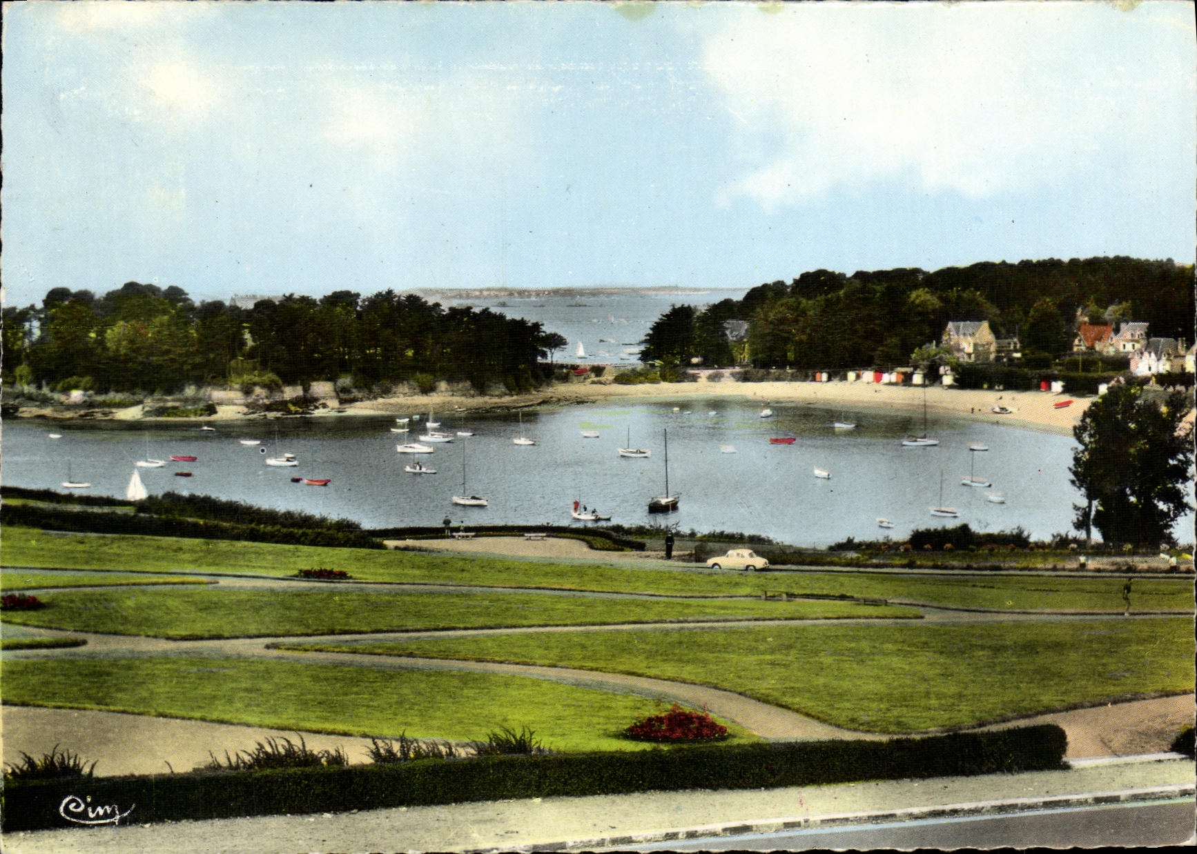 CPM Saint Briac Sur Mer Jardin Public et Port du Bechet