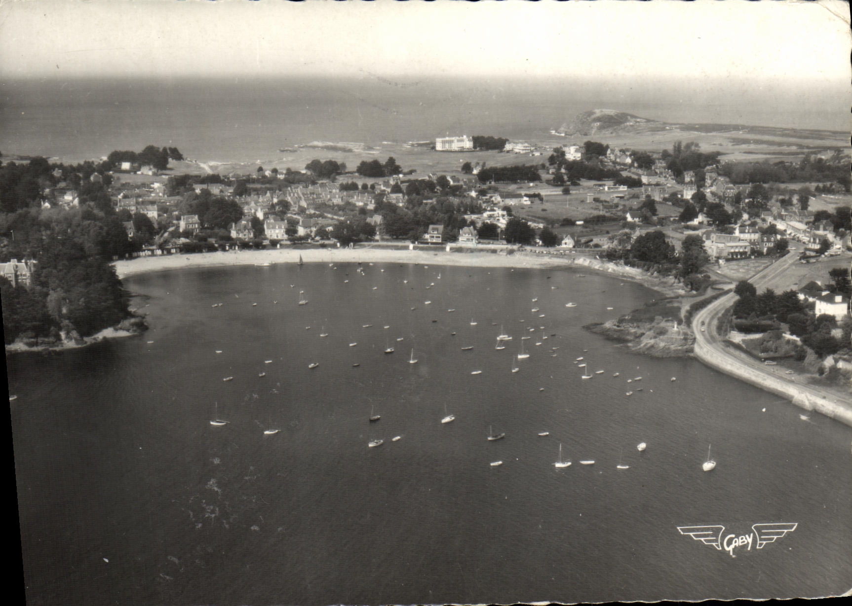 MODERN CARD St Briac Beach of Bechet and district of the vault