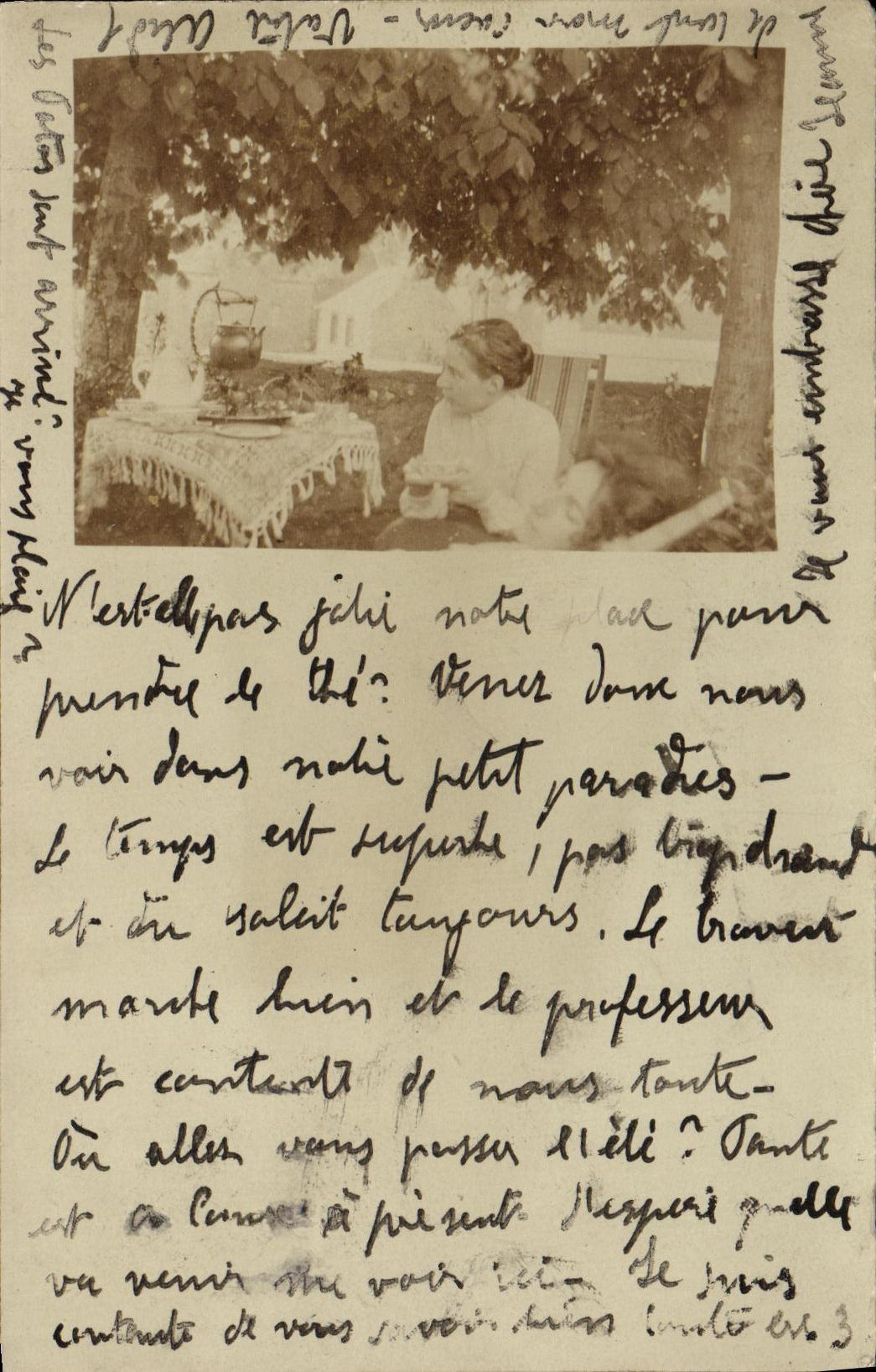 CARTE PHOTO St Briac Femme Carrnette