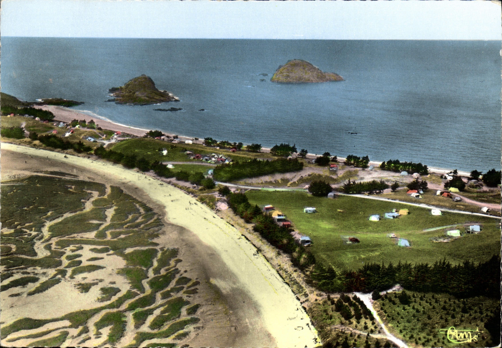 CPM Saint Coulomb Camping de la Guimorais Plage de Chevrets