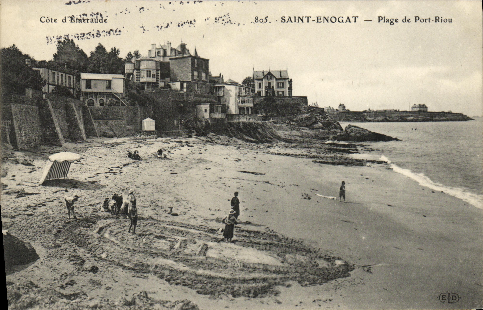 VINTAGE POSTCARD Holy Enogat Beach of Riou Port