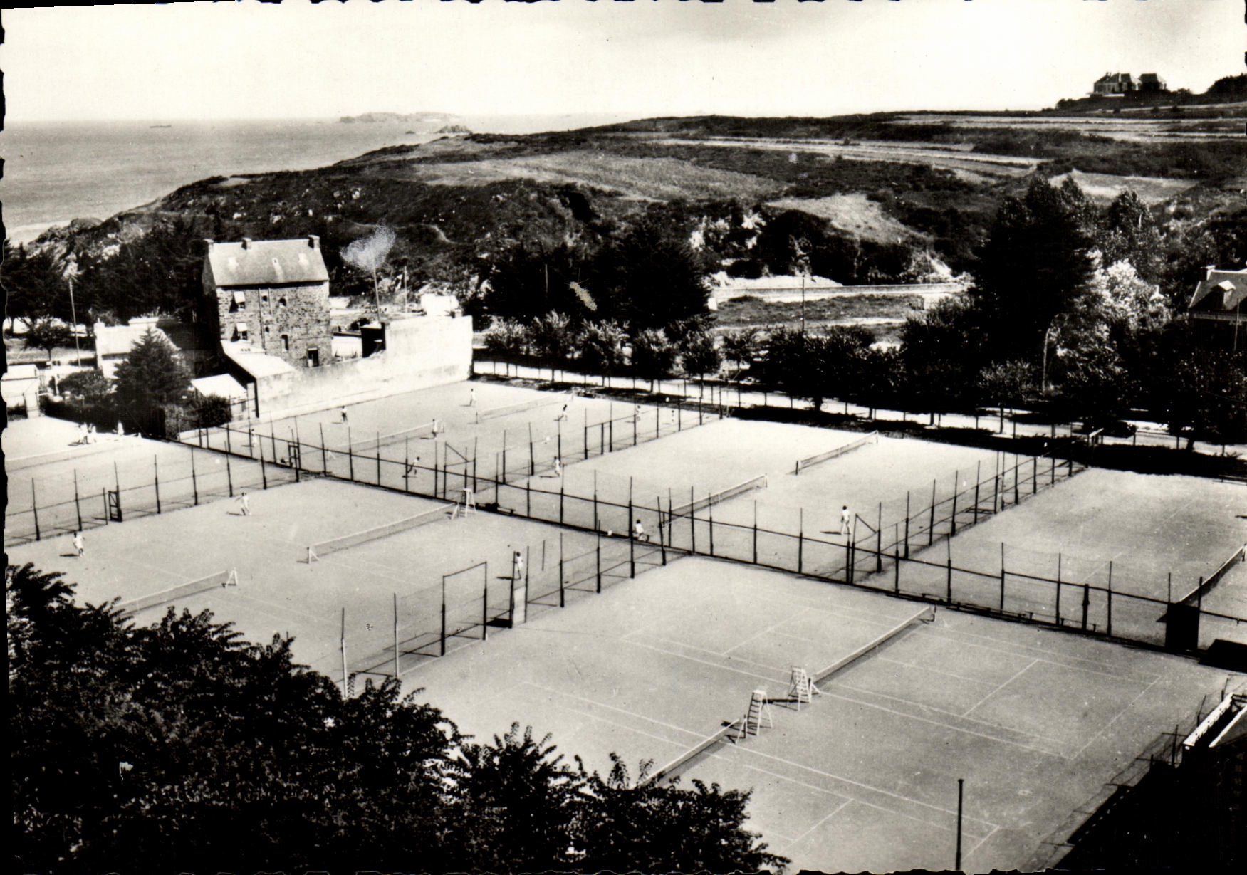 MODERN CARD Holy Lunar Tennis