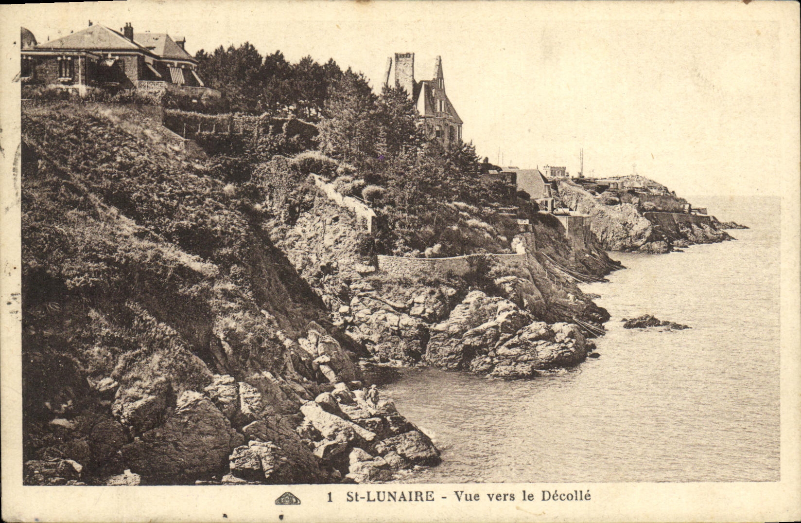 VINTAGE POSTCARD Lunar St Sight towards Takes off