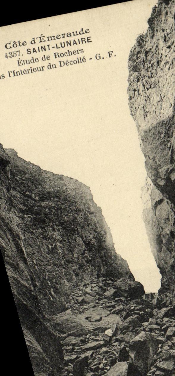 VINTAGE POSTCARD Lunar Saint Details of Rocks in L interior of takes off