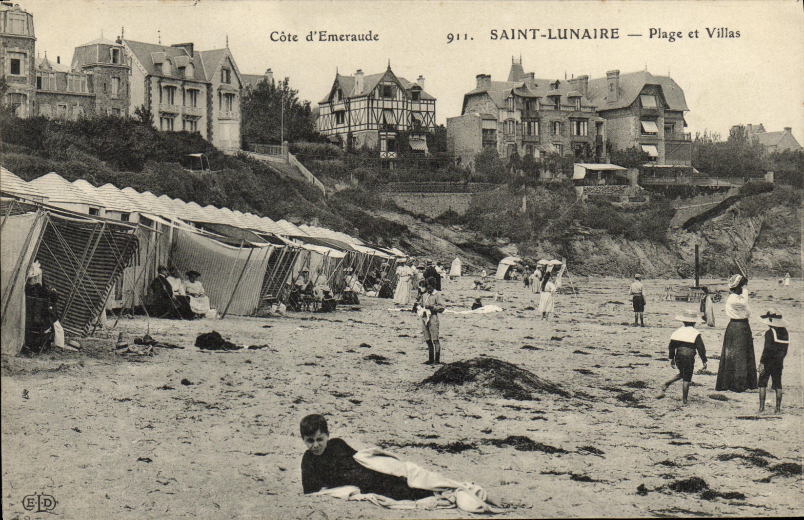 VINTAGE POSTCARD Holy Lunar Beach and Villas