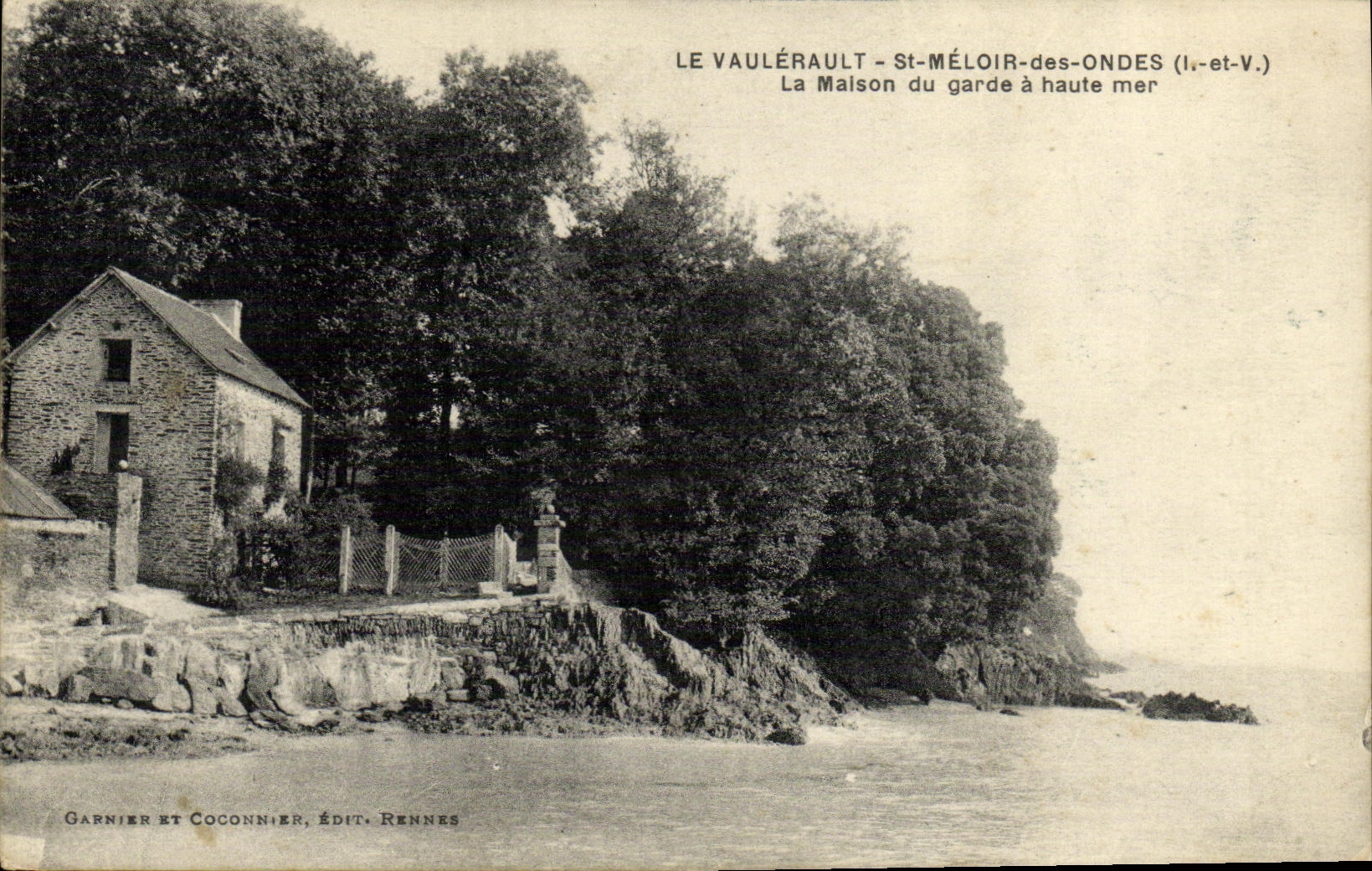 El St Meloir de Vaulerault de la POSTAL de la VENDIMIA de las ondas la casa de la fila tiene mar abierto