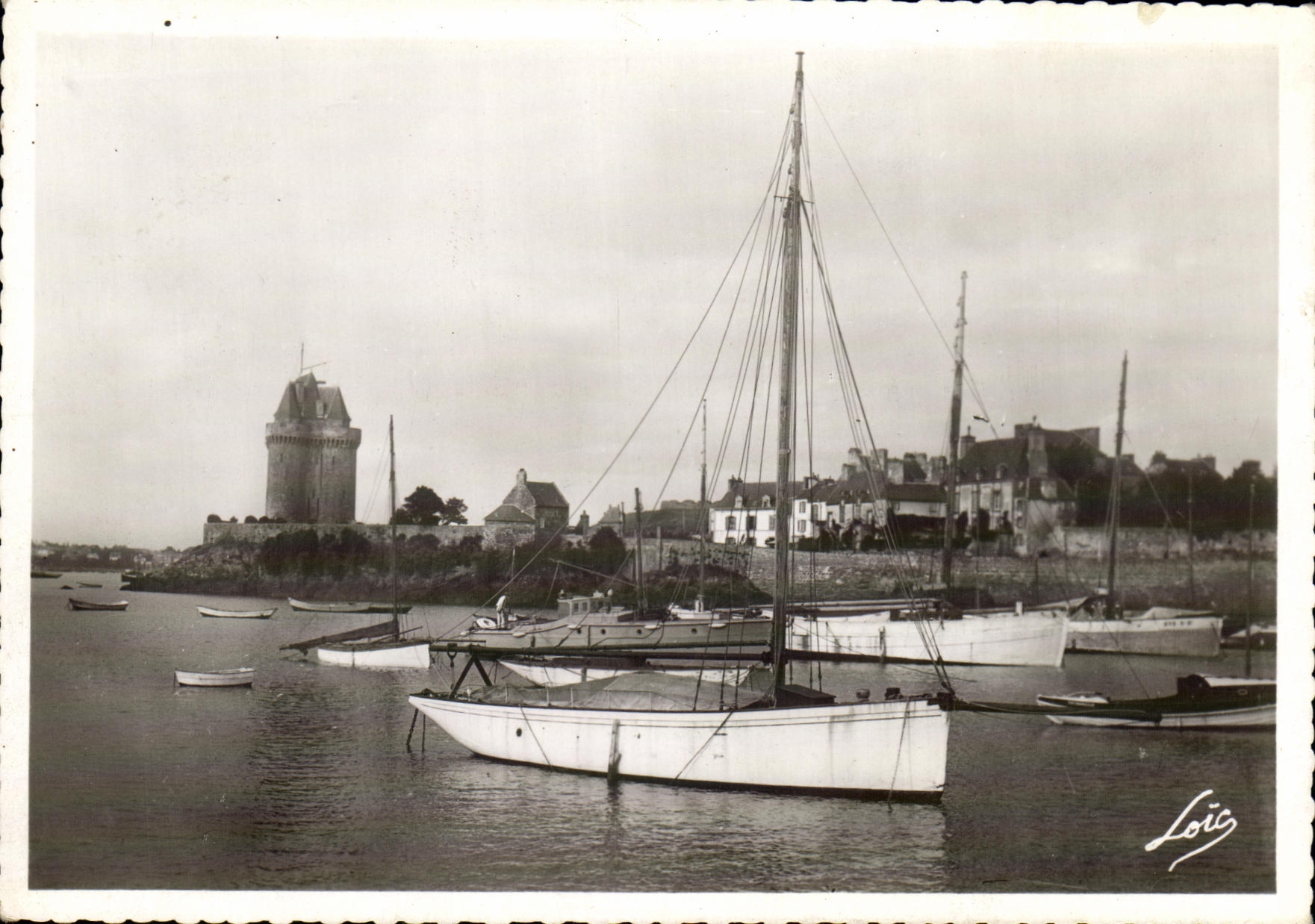 MODERN CARD Holy Servan on Sea the Port and the Tower Solidor Boat
