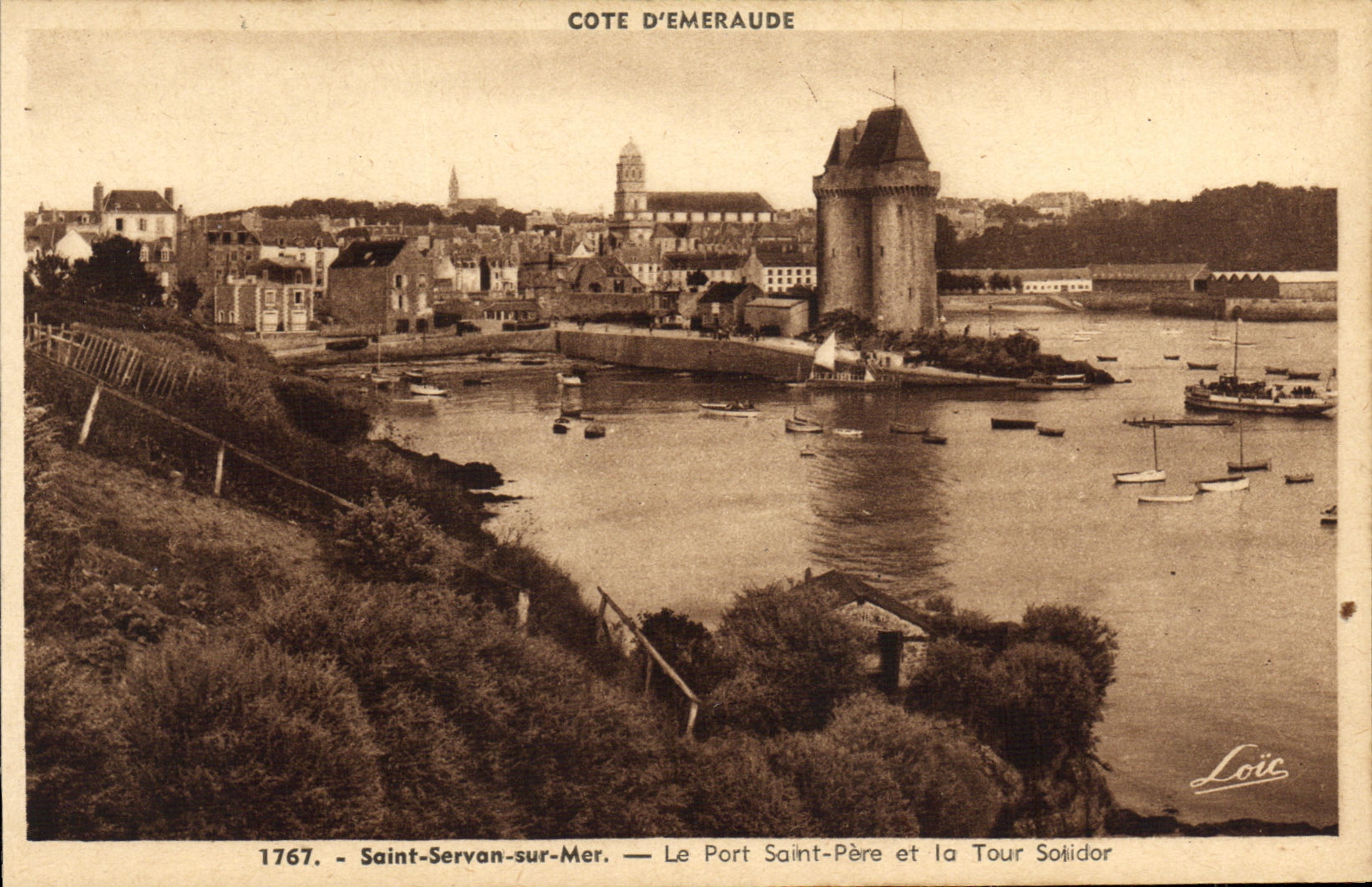 CPA Saint Servan sur Mer Le Port Saint Pere et la Tour Solidor
