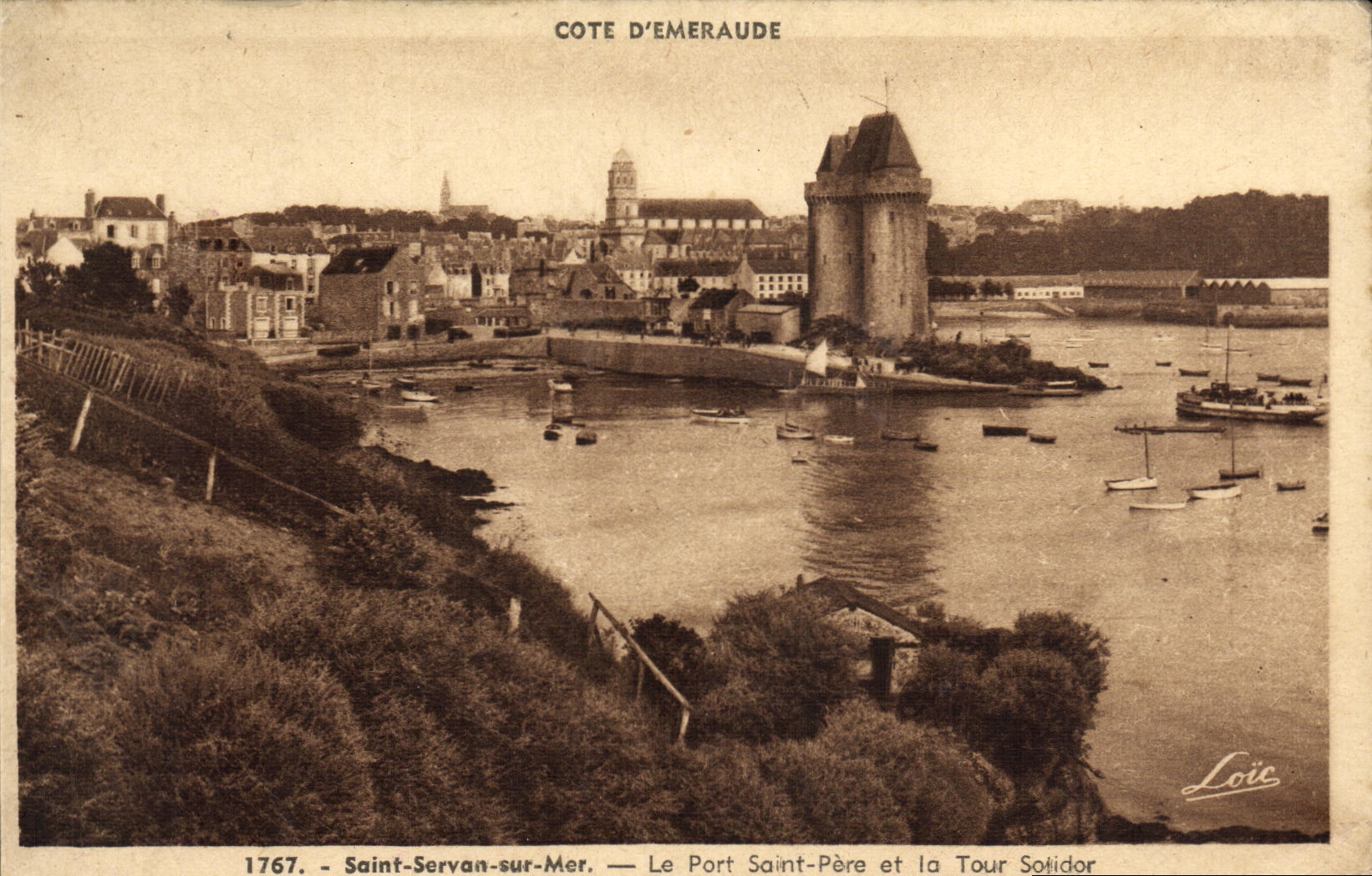 CPA Saint Servan sur Mer Le Port Saint Pere et la Tour Solidor