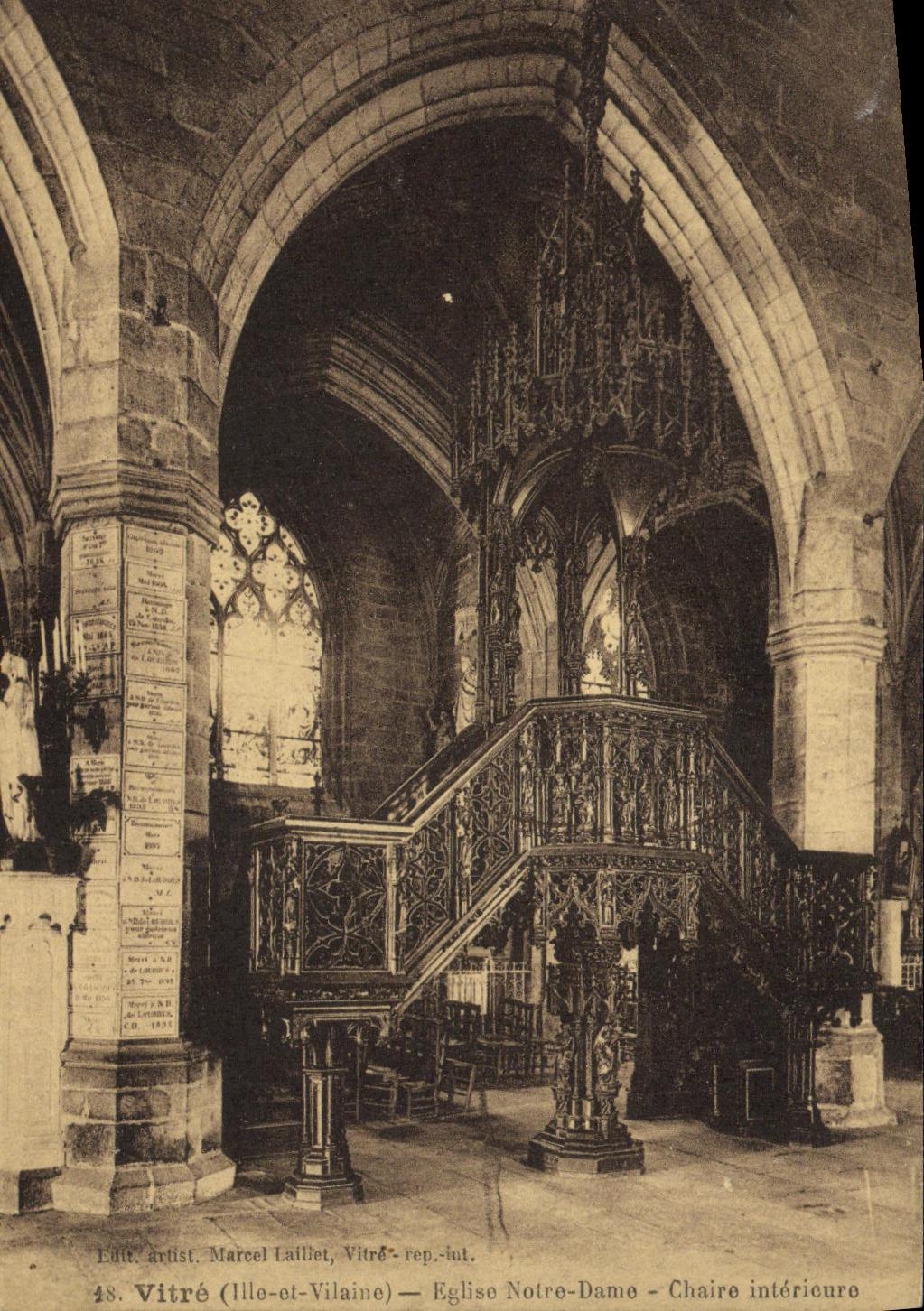 CPA Vitre Eglise Notre Dame Chaire interieure