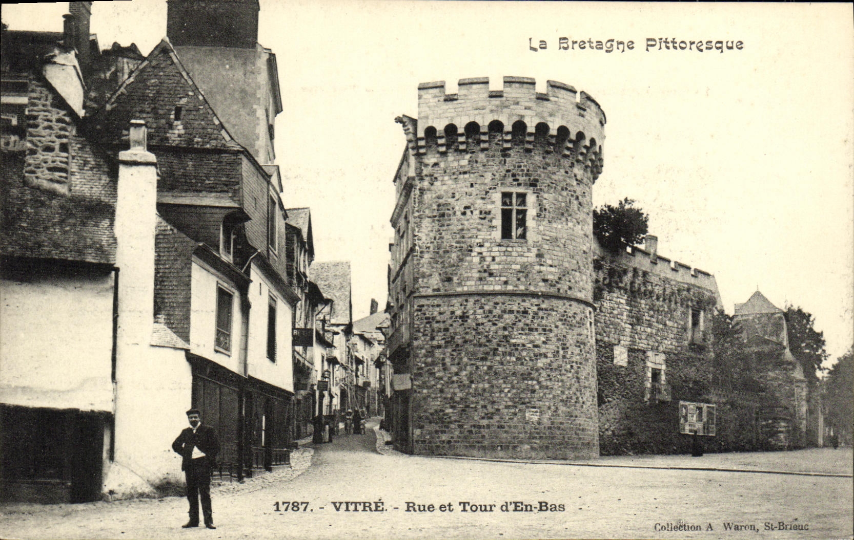 CPA Vitre Roue Et Tour d En Bas