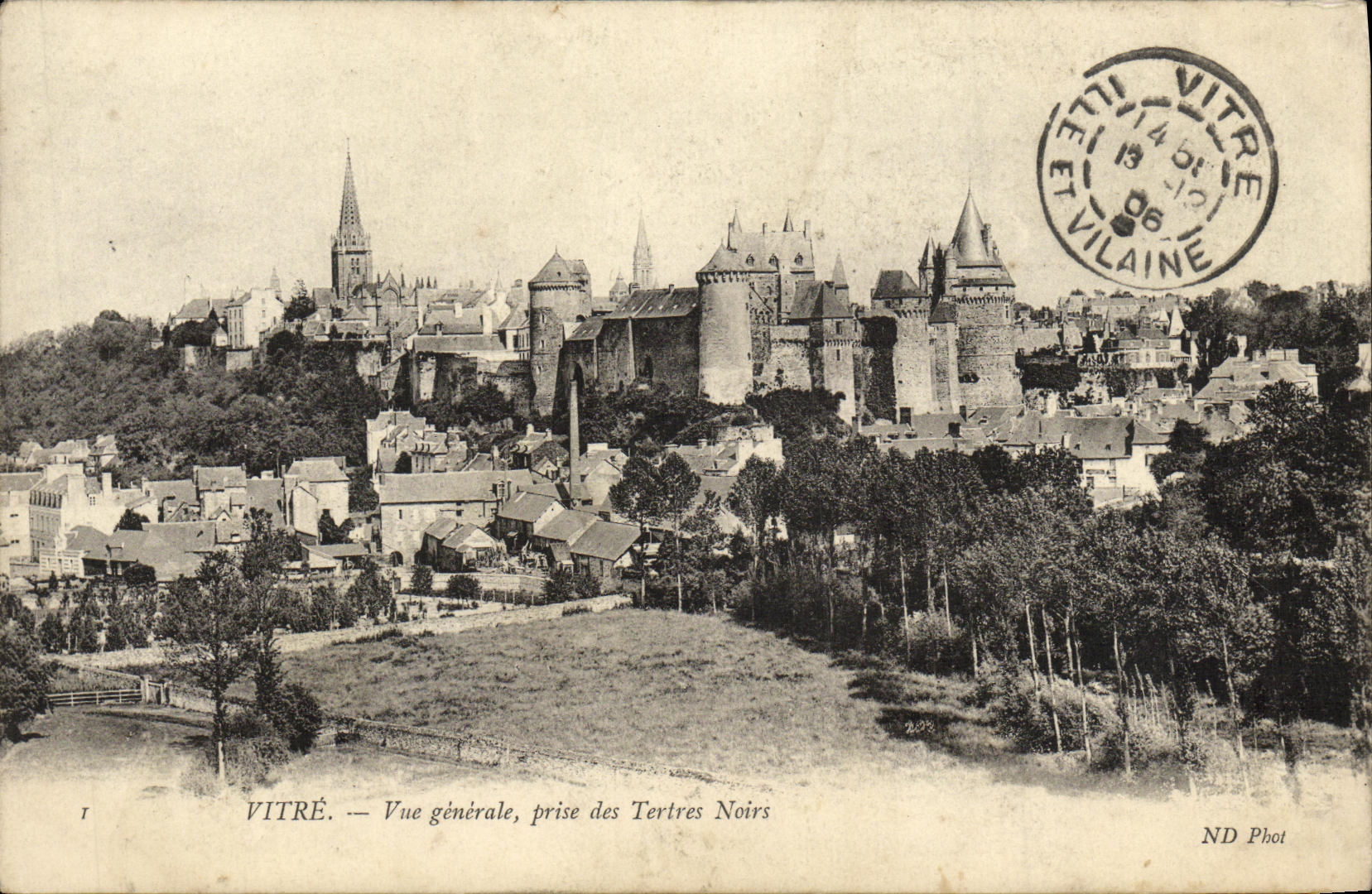 CPA Vitre Vue Generale Prise des Tertres Noirs
