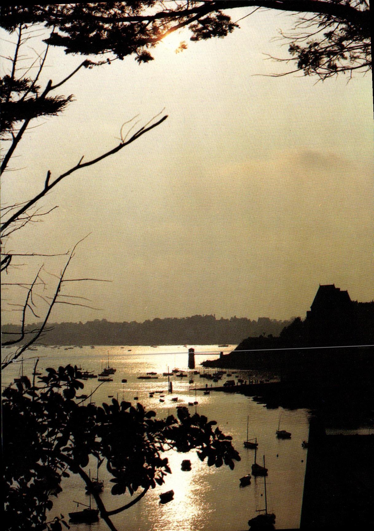 MODERN CARD Saint Malo Coucher of Solell On L Solidor handle has St Servan seen of the park of Corbieres