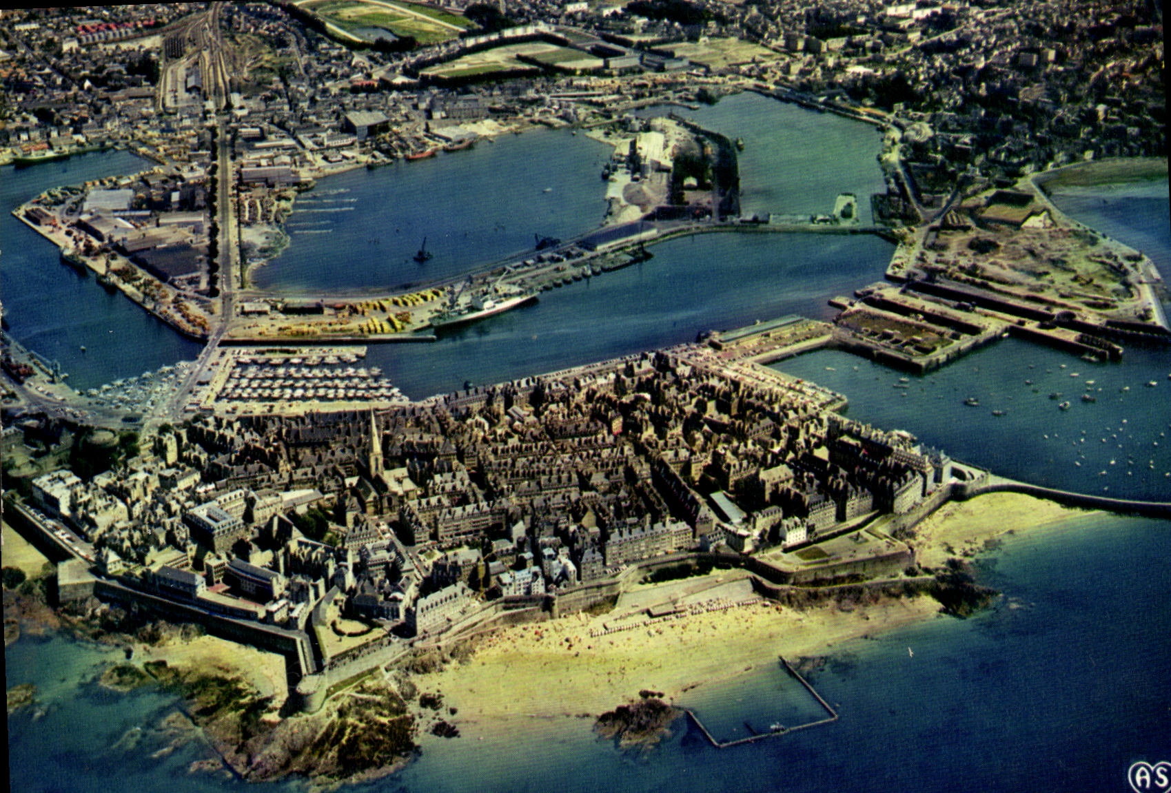 CPM Saint Malo Vue Generale